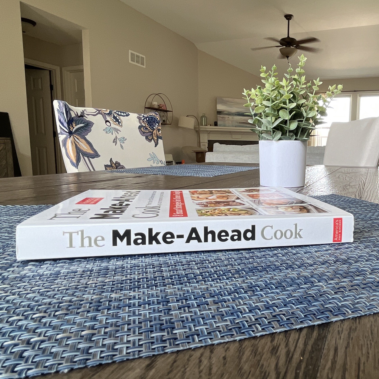America’s Test Kitchen The Make-Ahead Cook Cookbook (HC, English)