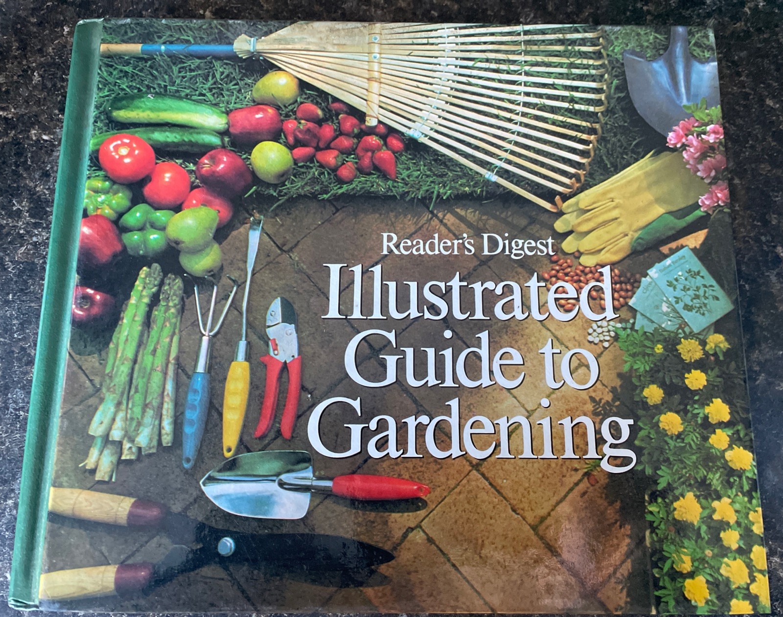 READER’S DIGEST ILLUSTRATED GUIDE TO GARDENING (Hardcover 6th printing 1986…