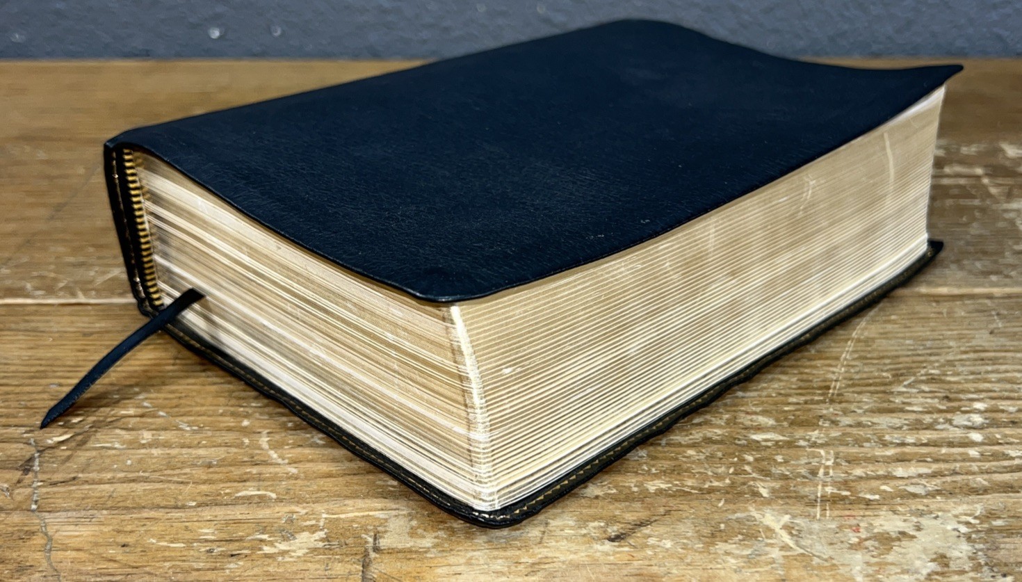 Crossway ESV Study Bible Black ABBA Genuine Leather USA Print 2008