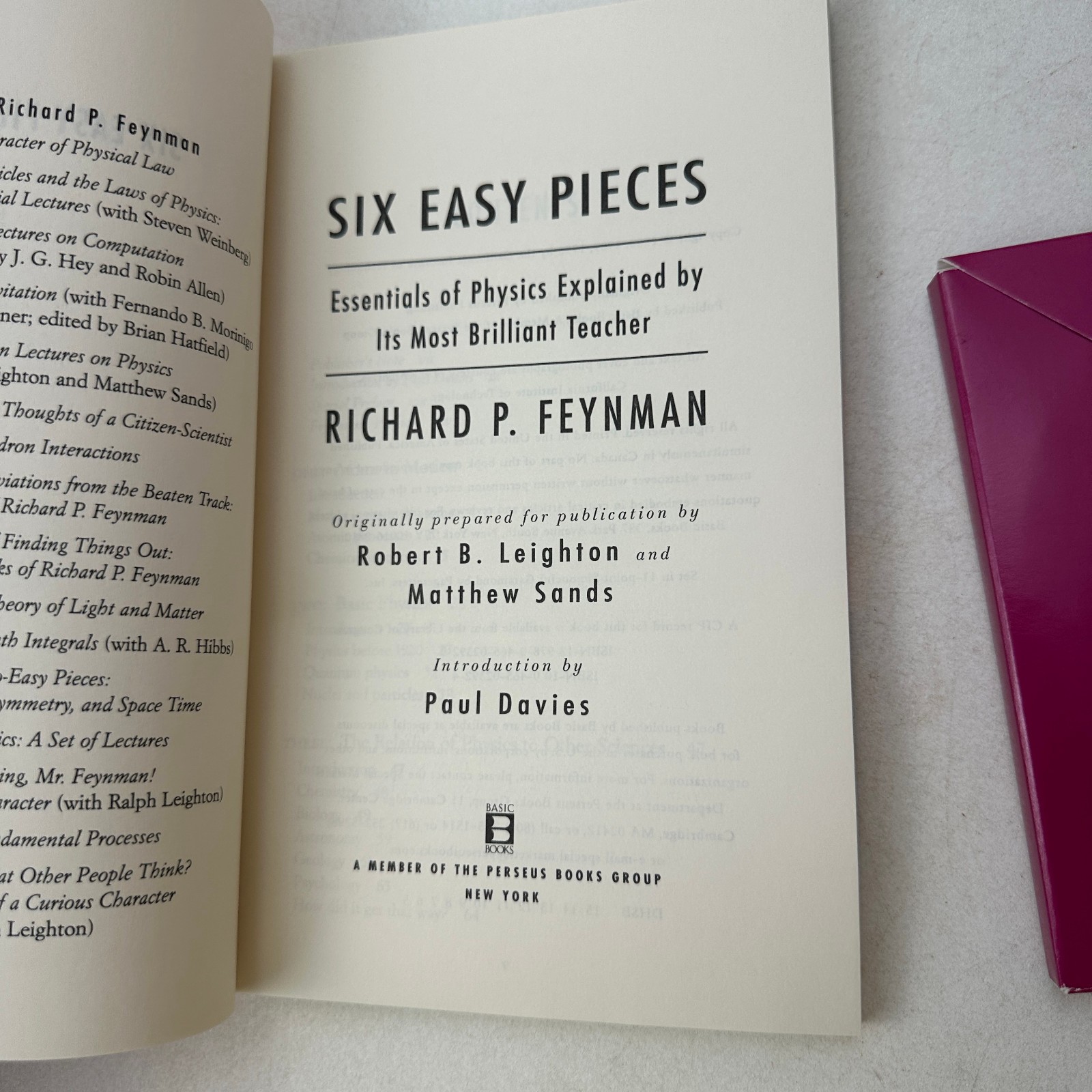 Six Easy Pieces Essentials Physics Explained Richard P. Feynman 1998 with CD