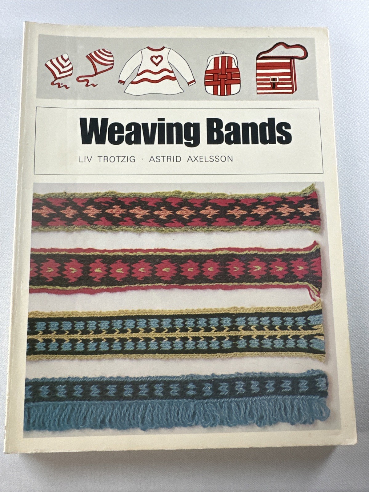 Weaving Bands By Liv Trotzig And Astrid Axelsson