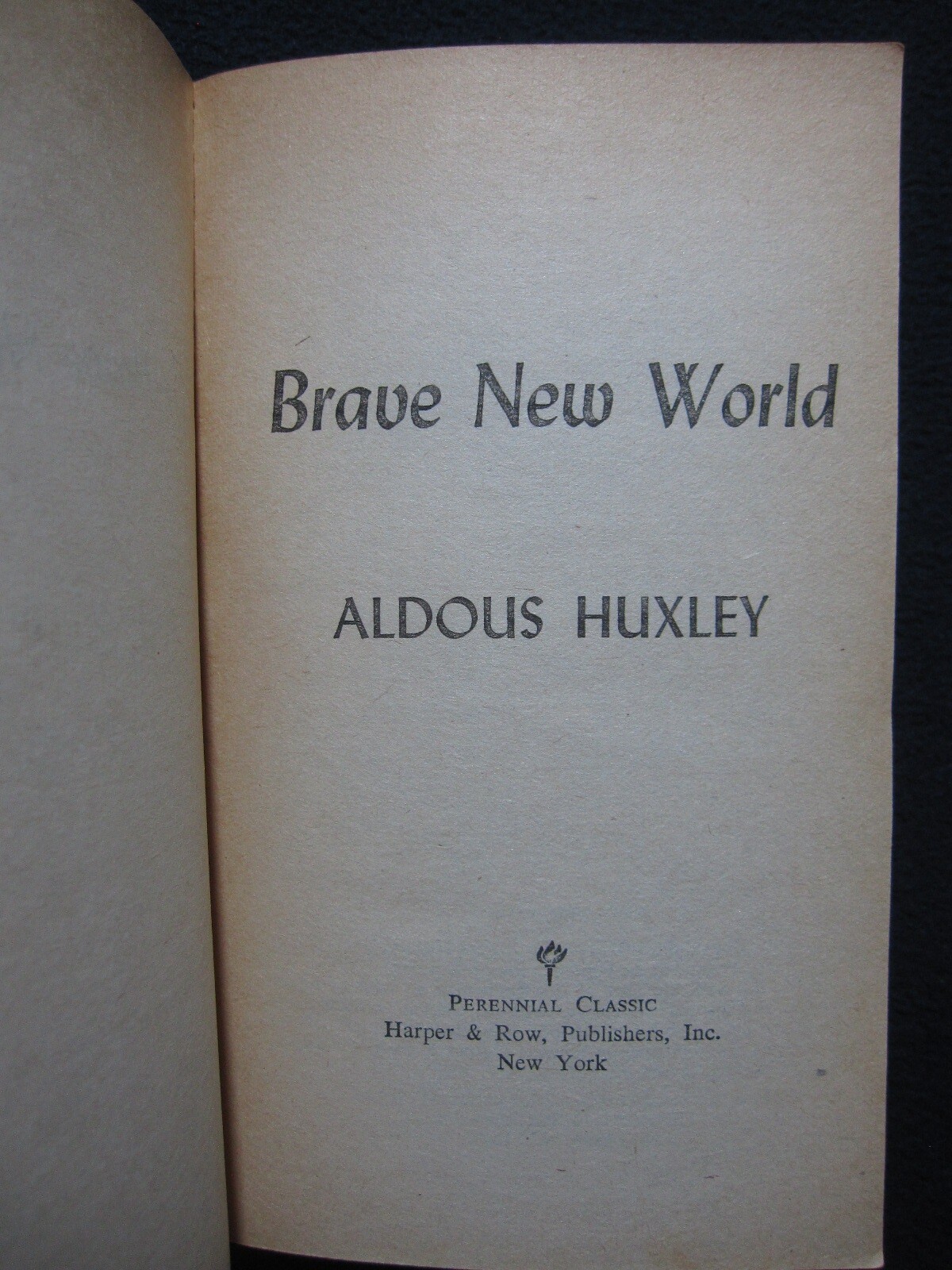 Brave New World (Perennial Library #P3095)