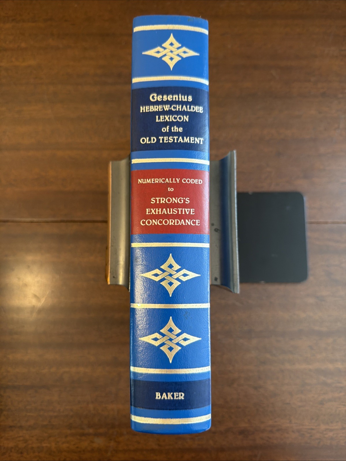GESENIUS‘ HEBREW AND CHALDEE LEXICON TO THE OLD TESTAMENT SCRIPTURES BAKER 1988