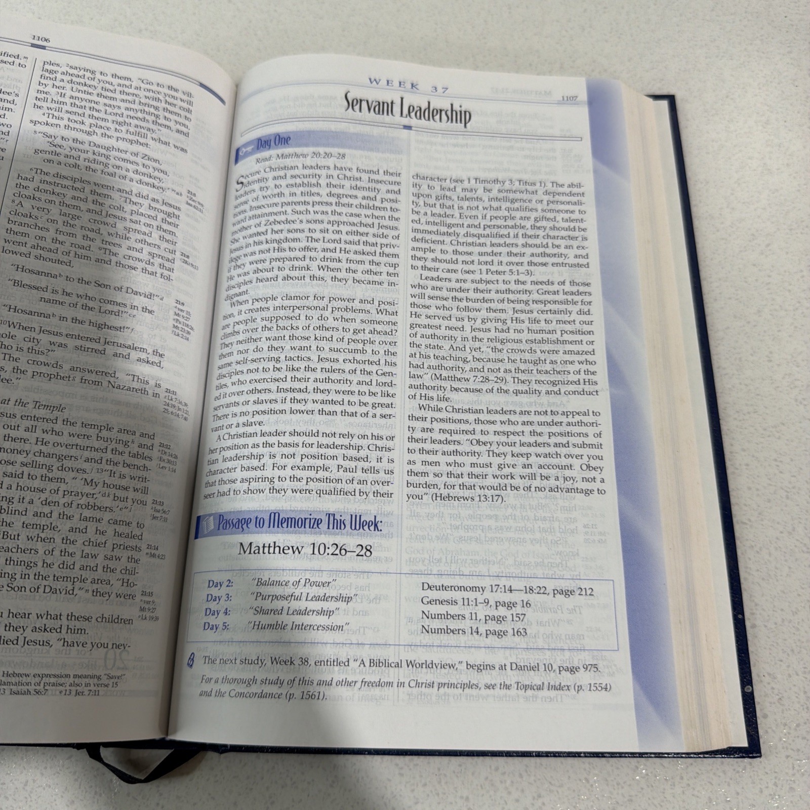 Freedom in Christ Bible by Zondervan Staff Blue 2001 Paint Splatter On Book