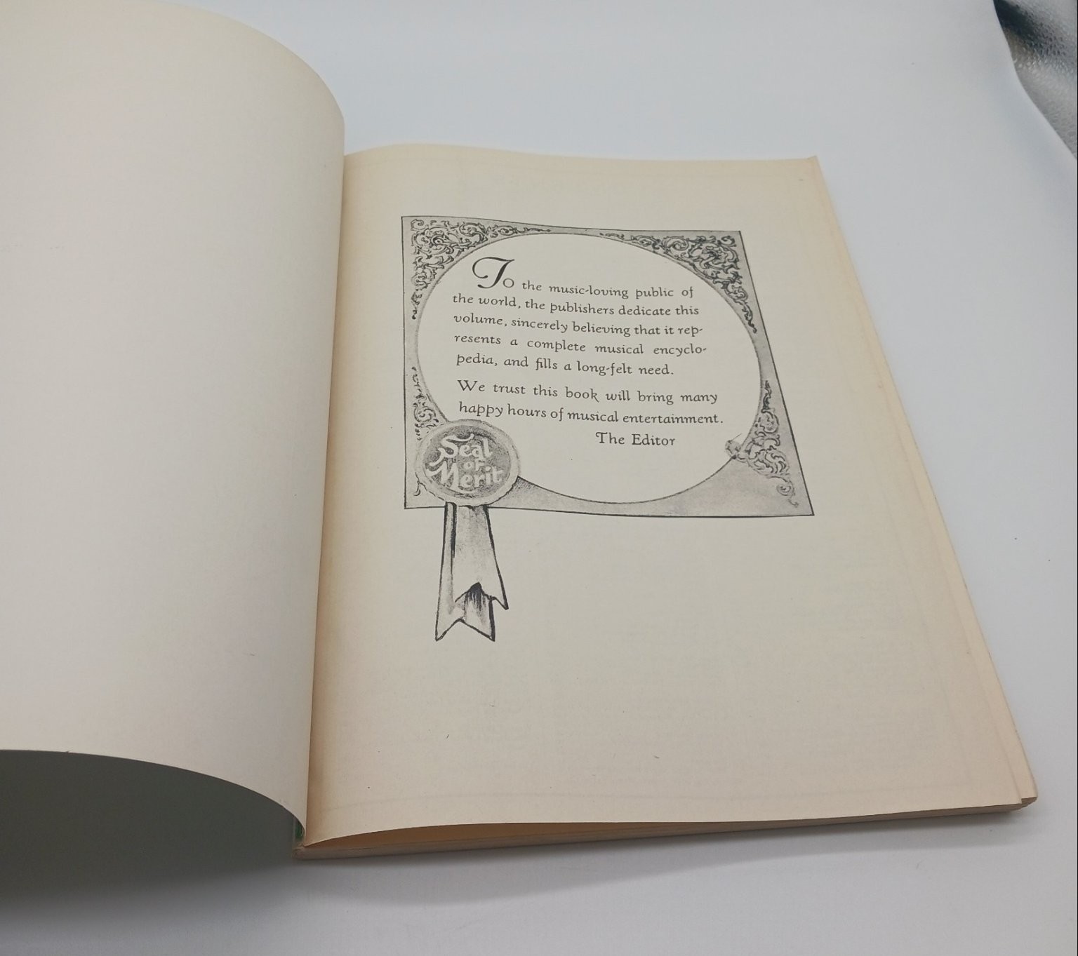 Everybody’s Favorite Songs 1933 Amsco Music Publishing Over 200 Songs