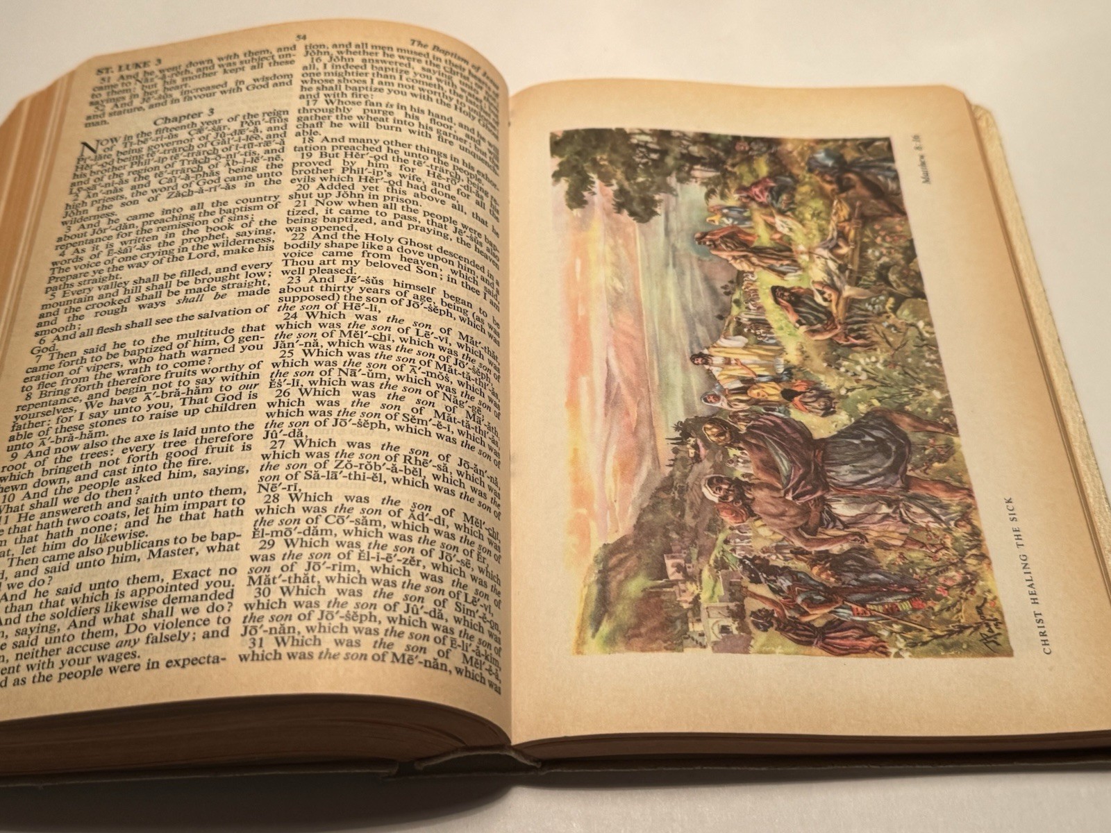 THE HOLY BIBLE KJV red letter 1965 Bonded leather vintage World pub. concordance