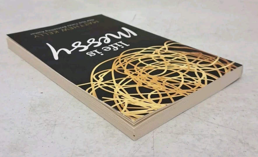 RARE Promo Copy-Life is Messy by Matthew Kelly