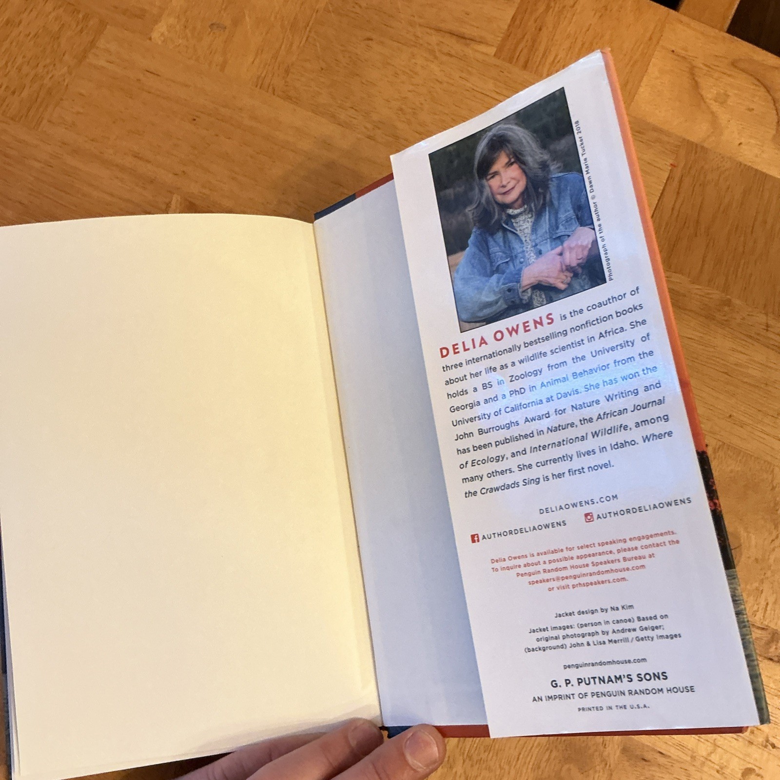 Where the Crawdads Sing – Hardcover By Owens, Delia – Like New