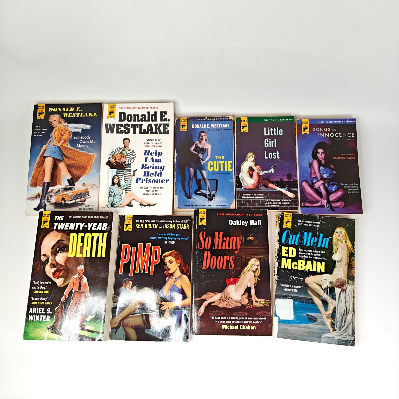 Hard Case Crime Lot of 28 Hard Boiled Noir Action Mystery Thriller Pulp Novels