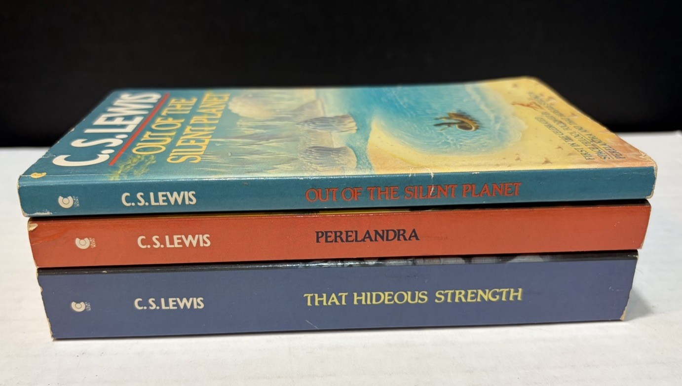 Vintage 1980’s „THE COSMIC TRILOGY“ by C. S. Lewis 3 Volumes Complete
