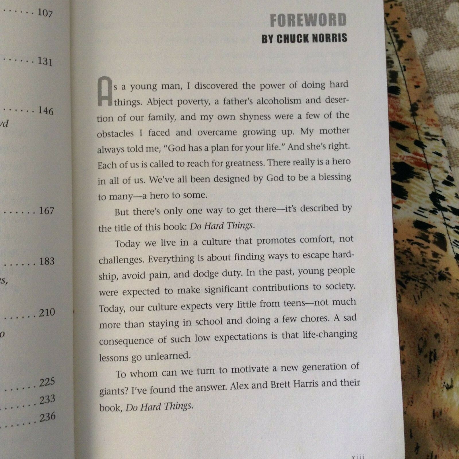 Do Hard Things : A Teenage Rebellion Against Low Expectations Brett Harris 2009