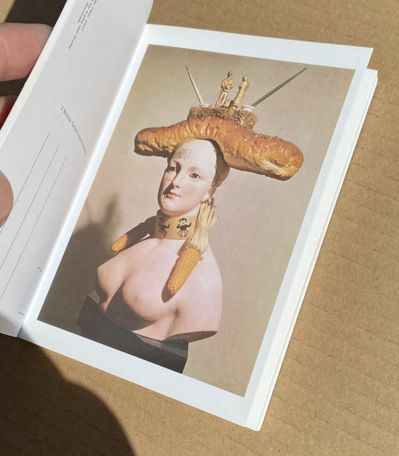 SALVADOR DALI 30 Postcards Postcard Booklet Book