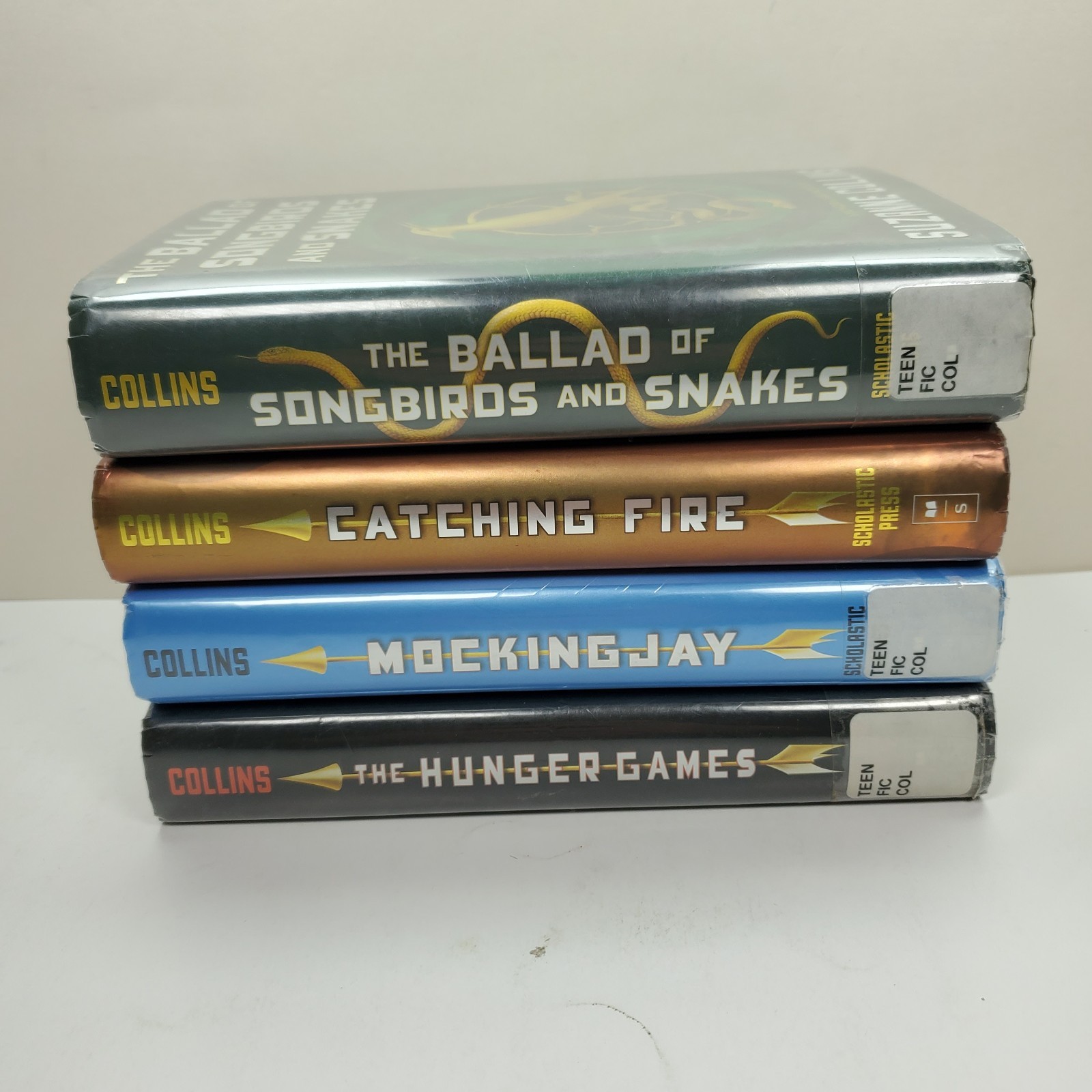 The Hunger Games 1-4 series set by Suzanne Collina Hardcover Ex Library Lot