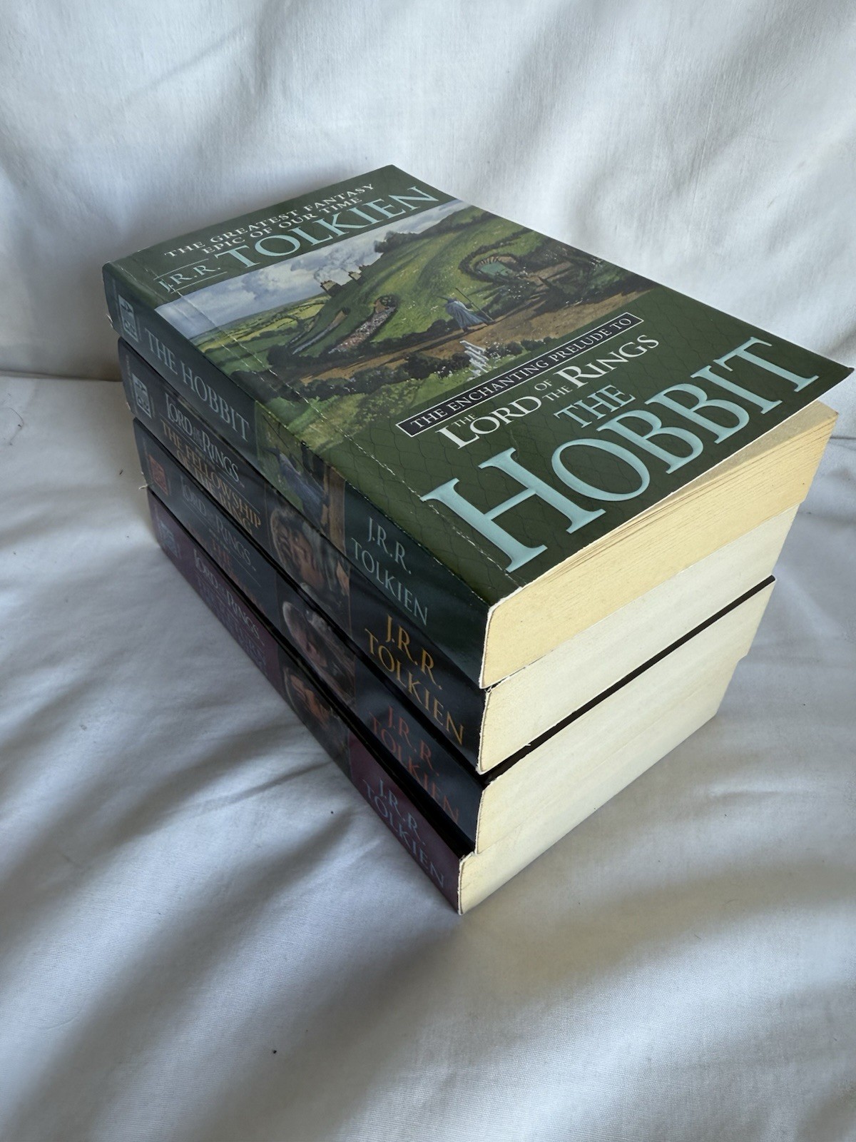 The Lord of the Rings Trilogy + The Hobbit Del Rey JRR Tolkien Movie New Line