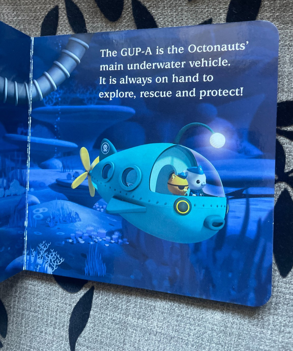OCTONAUTS. GO GO GUPS! GUP-A. 14 BY 14CM. BOARDED. 2011 – 9780857074546