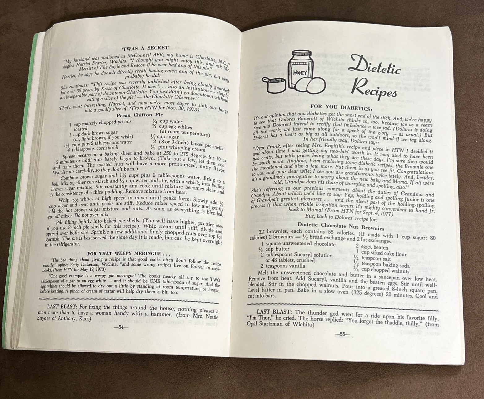 Vintage Home Town News RARE RECIPES & BUDGET SAVERS Vol. IV 112 pages c. 1978