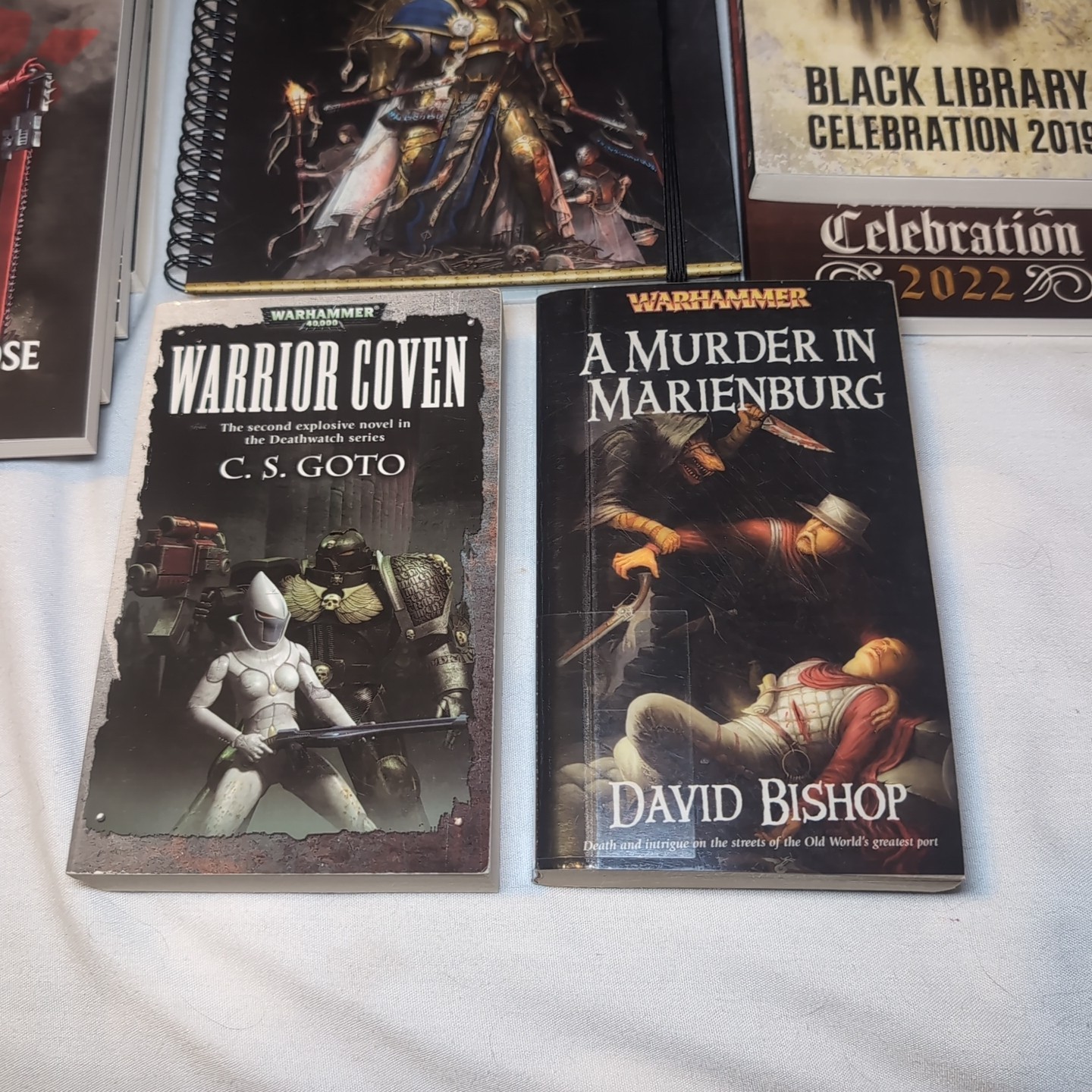 12x Warhammer Books Novels Novella Murder in Marienburg Halloween Ground