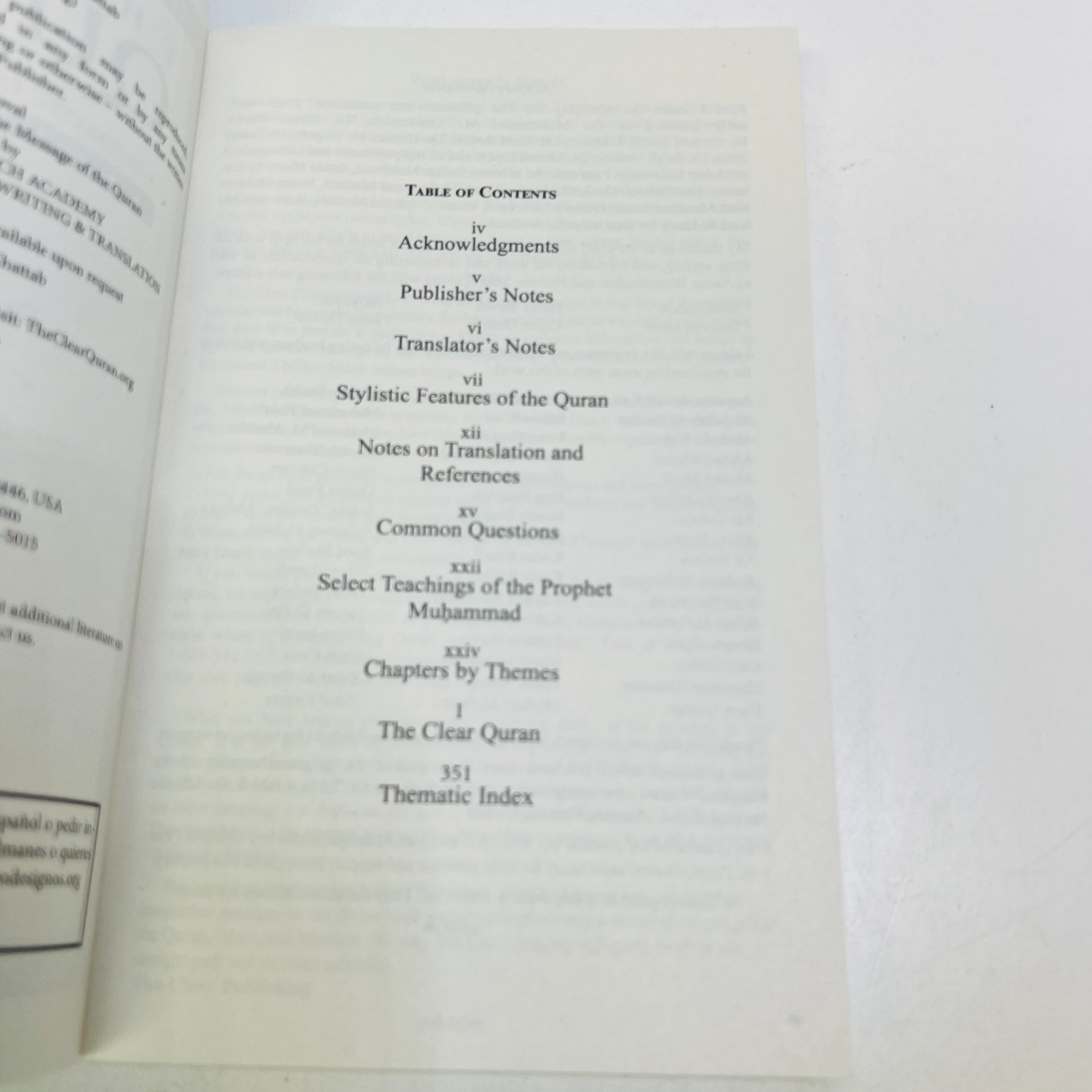 The Clear Quran: A Thematic English Translation Paperback Trans: Mustafa Khattab