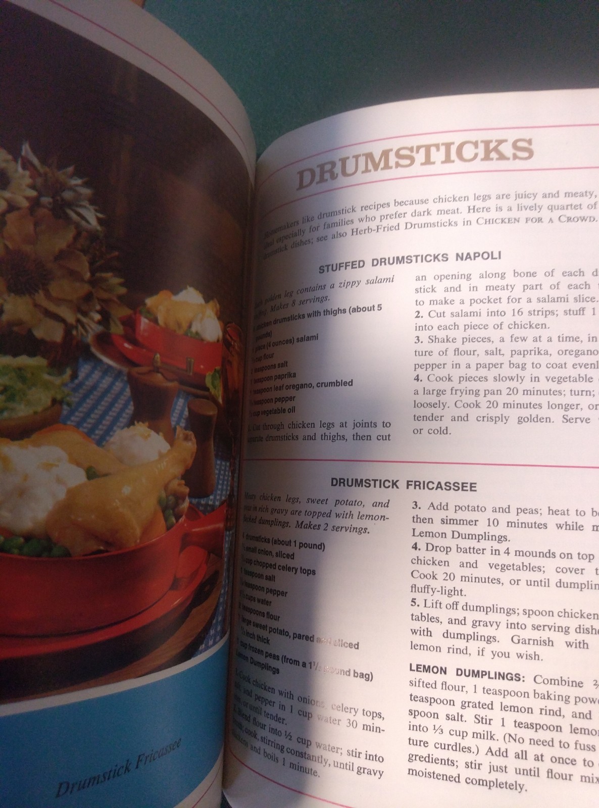Vintage 1968 Family Circle Great Chicken Recipes Hardcover Cookbook First Editio