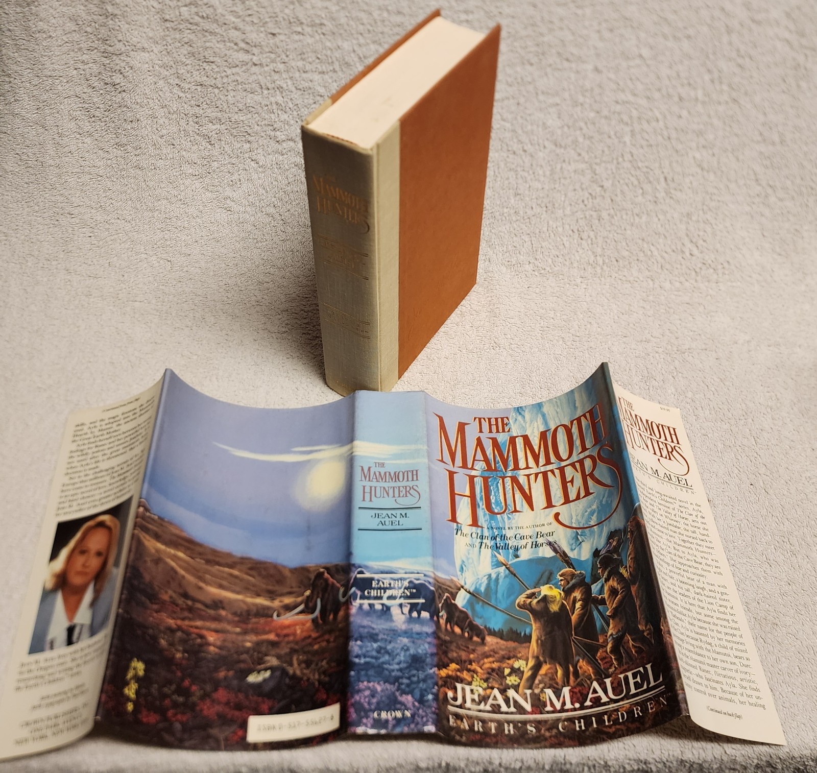 Earth’s Children Series Jean Auel Complete 6 Book Set 5 Hardcover DJ 1 Paperback