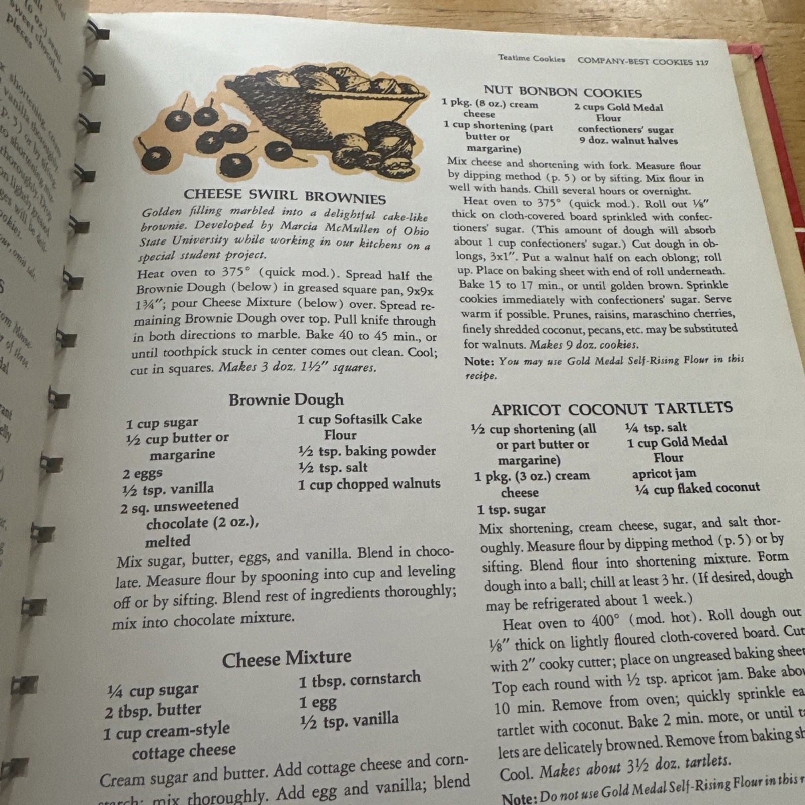 Vtg BETTY CROCKER’S COOKY BOOK~1971~11th Printing~156 PAGES~SPIRAL Excellent Co