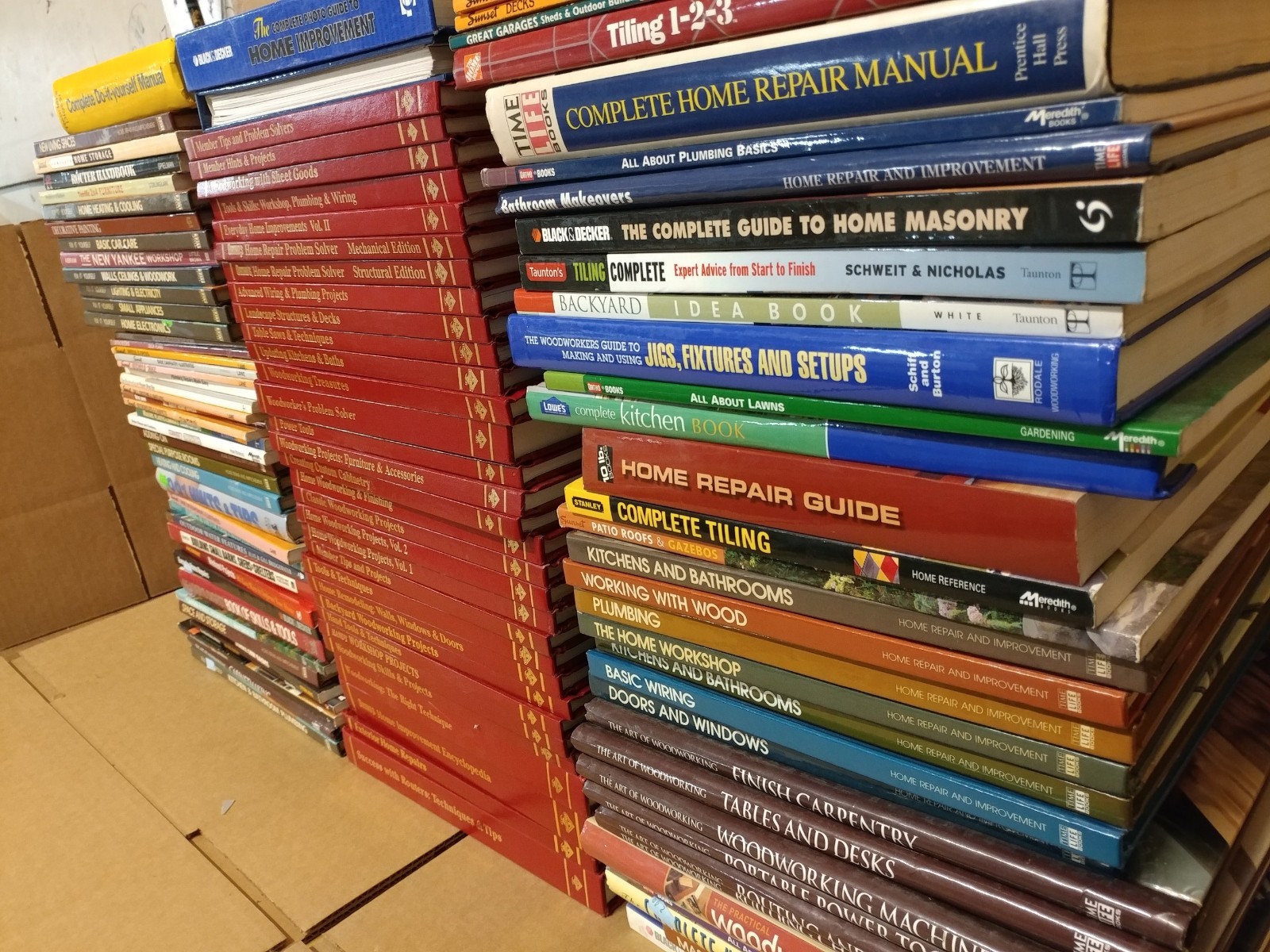 Lot of 20 Do-It-Yourself How-to Remodel Handyman Home Repair Books RANDOM*MIX