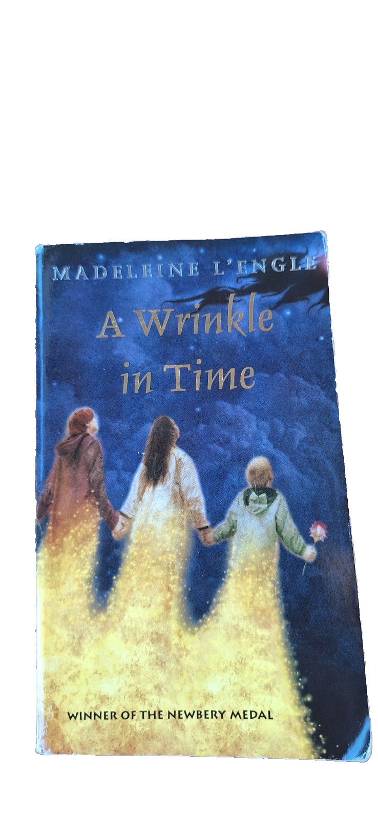 A Wrinkle in Time – Paperback by Madeleine L ‚Engle (copyright 2007)