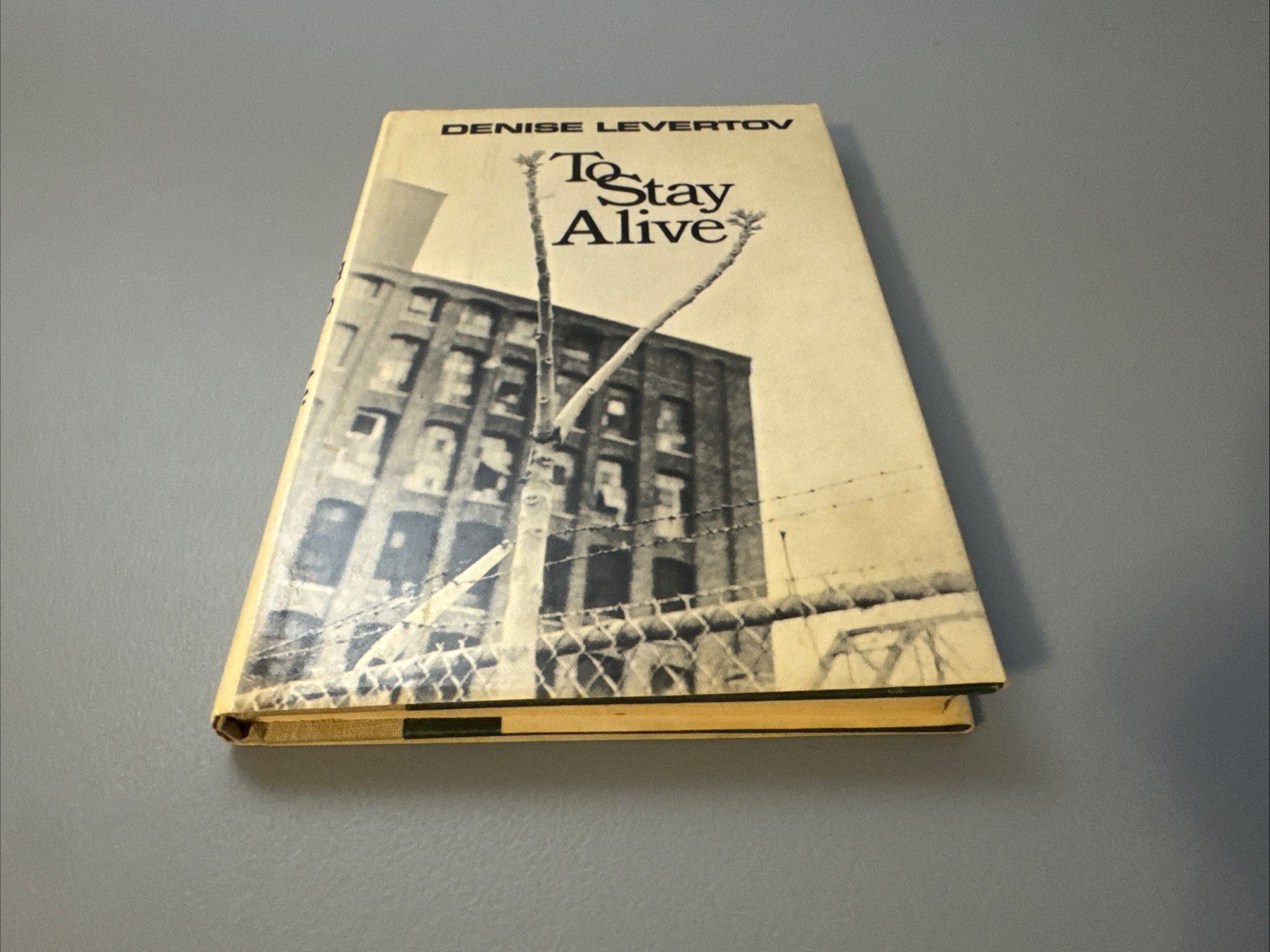 To Stay Alive by Denise Levertov Vintage Poetry Book 1971 2nd Printing HC DJ