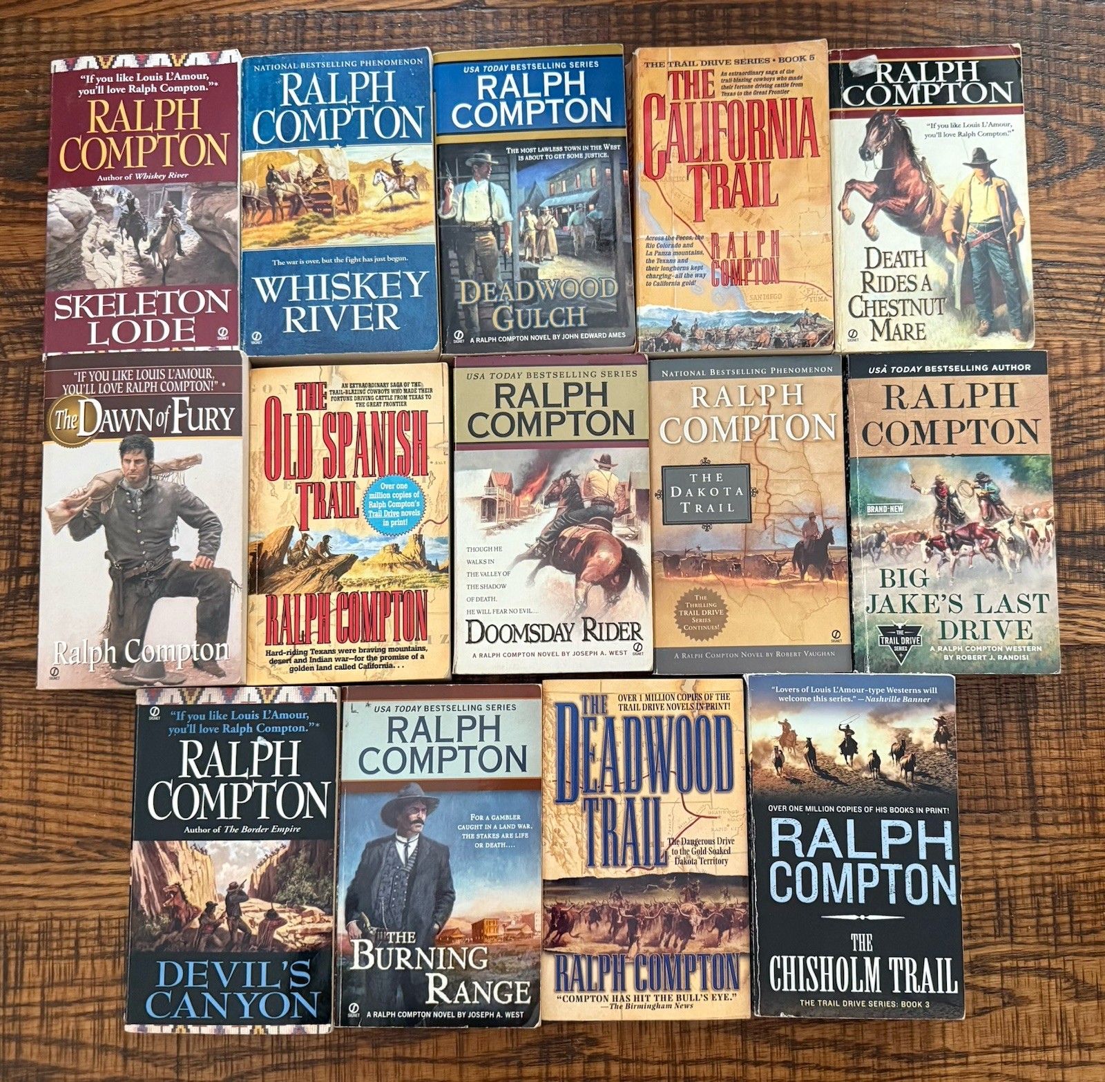 Westerns !! Lot Of 35 Ralph Compton / Cotton . Western Adventure Paperbacks !
