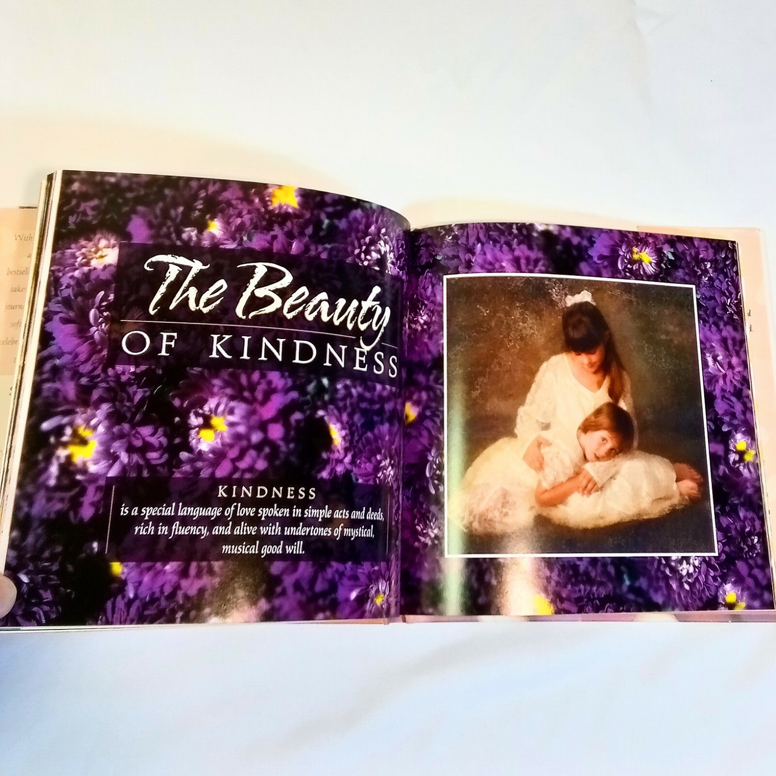„Celebrating the Inner Beauty of Woman“ by Janette Oke Bethany House Pub Gift 3