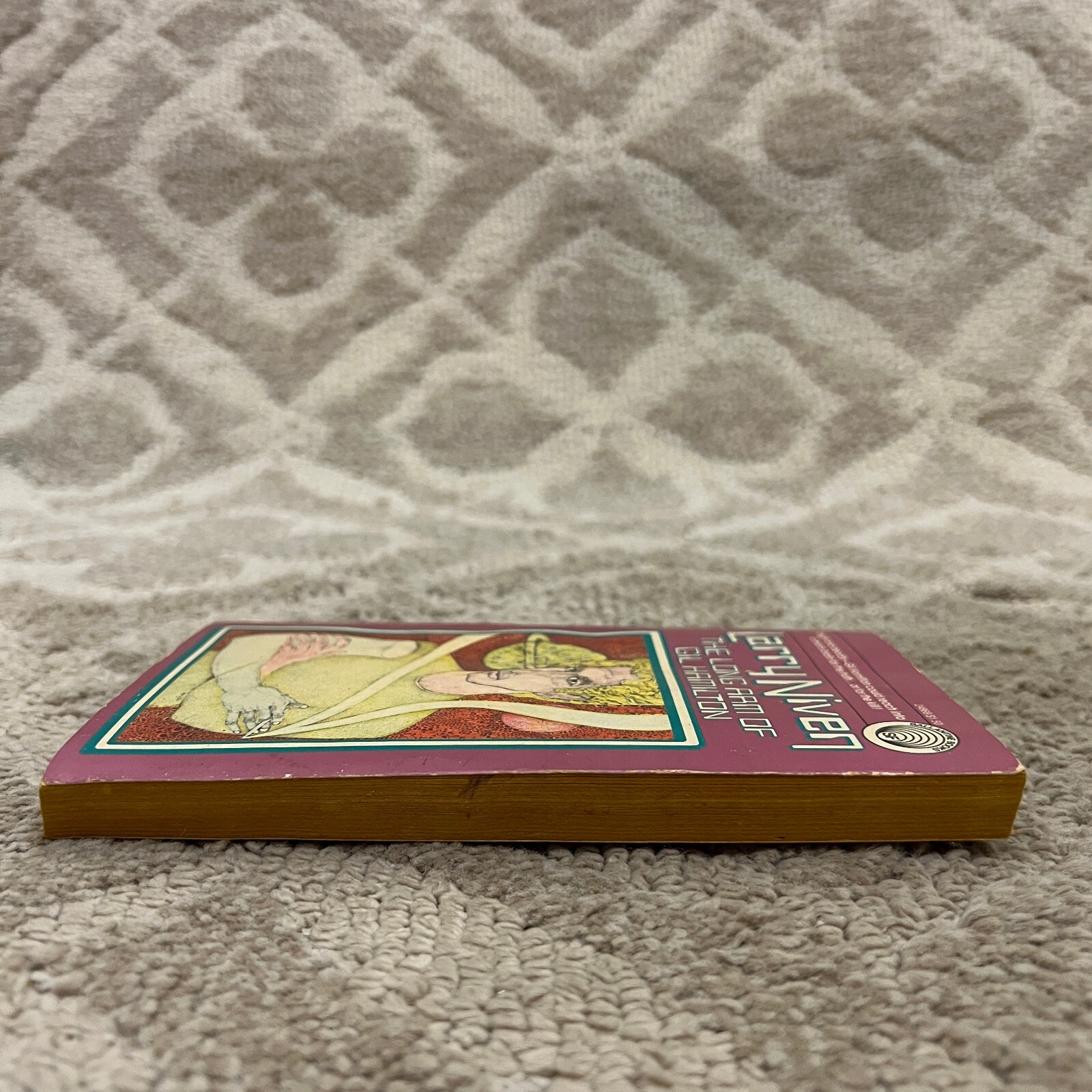 The Long Arm of Gil Hamilton Science Fiction Paperback Book by Larry Niven 1976