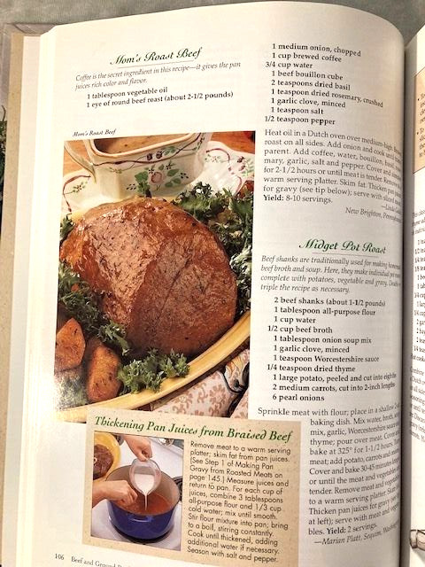Taste of Home Complete Guide to Country Cooking Book 402 Pages Hardcover 1998 VG