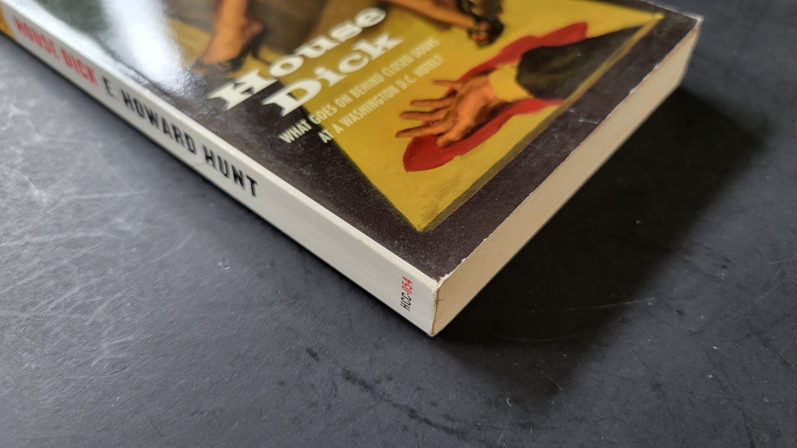 House Dick – E. Howard Hunt – Hard Case Crime – Paperback
