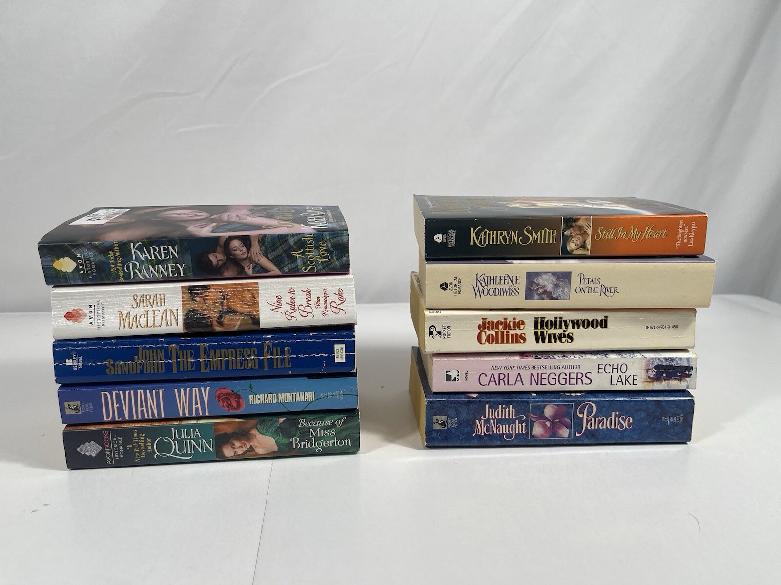 Lot 10 Paperback Love Romance Fantasy Suspense Sarah Maclean, Julia Quinn