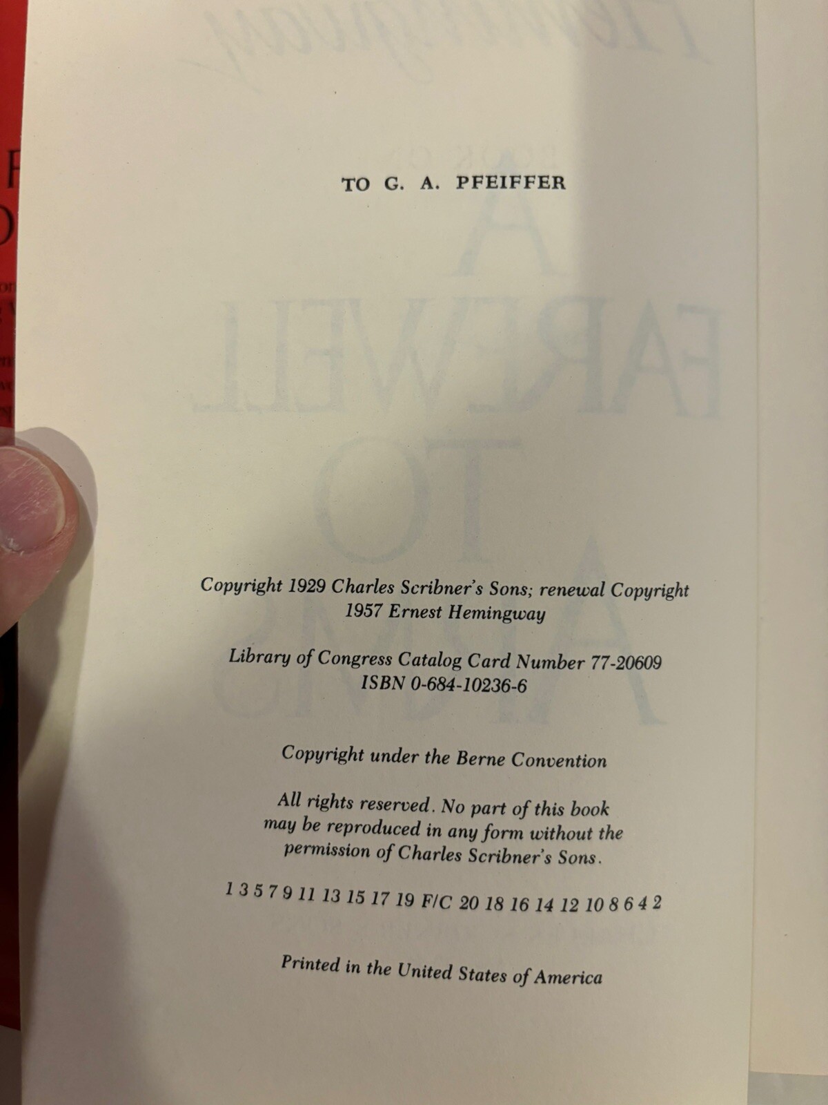 A FAREWELL TO ARMS (FAREWELL TO ARMS) By Ernest Hemingway -1983 Hardcover *VG*