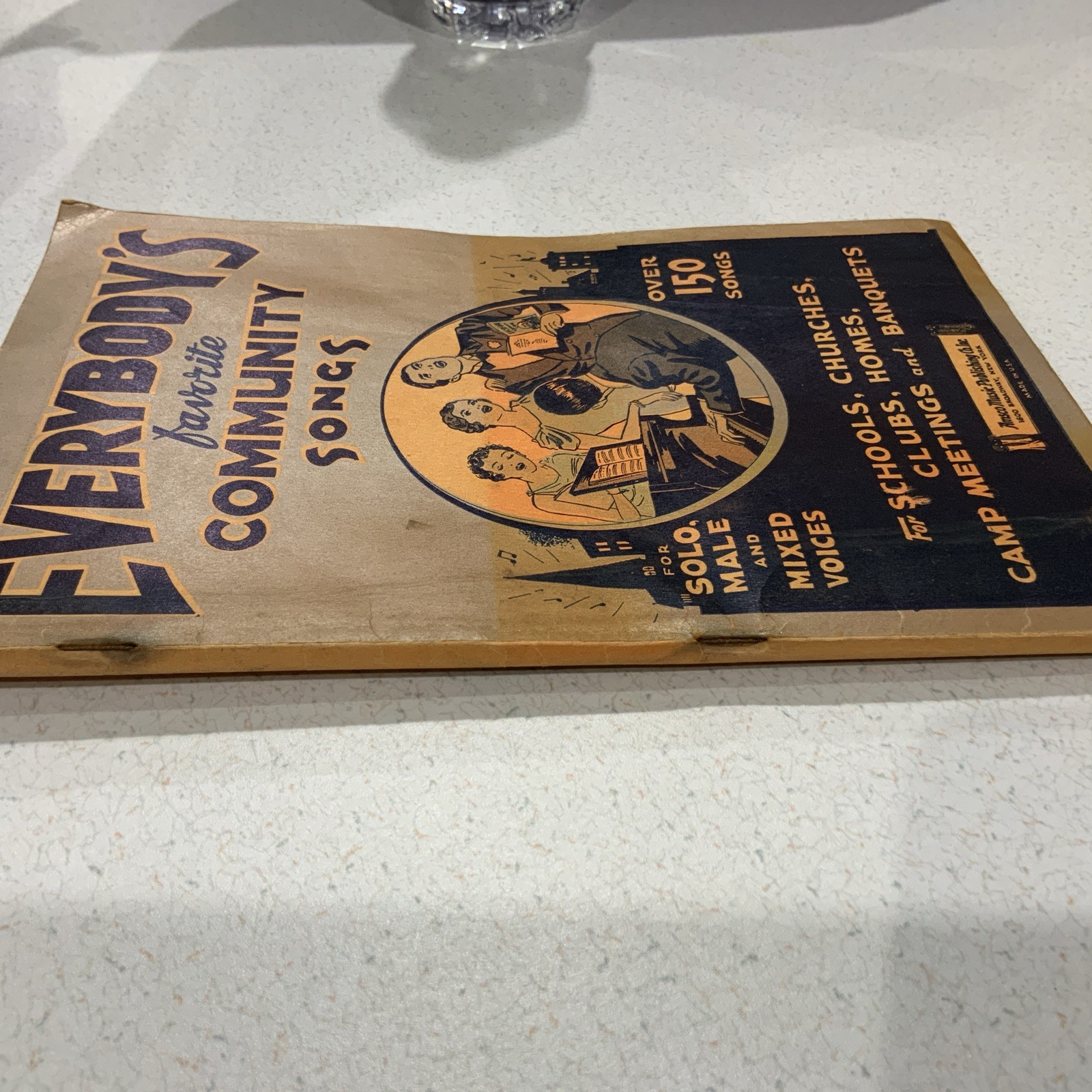 EVERYBODY’S FAVORITE COMMUNITY SONGS Song Book 1935 AMSCO Music Publishing