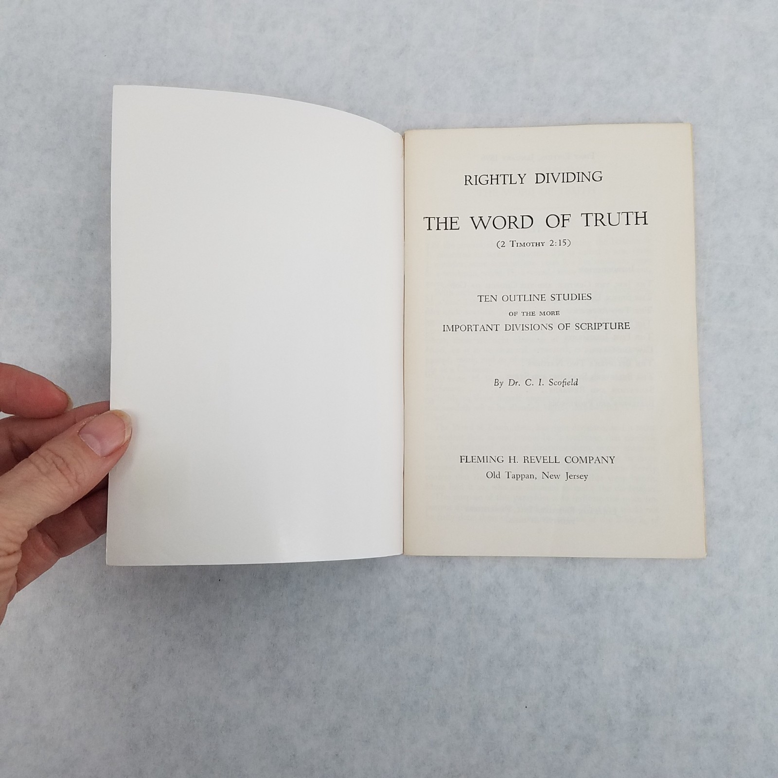Rightly Dividing the Word of Truth – Stapled Softcover by C I Scofield – NO MARK