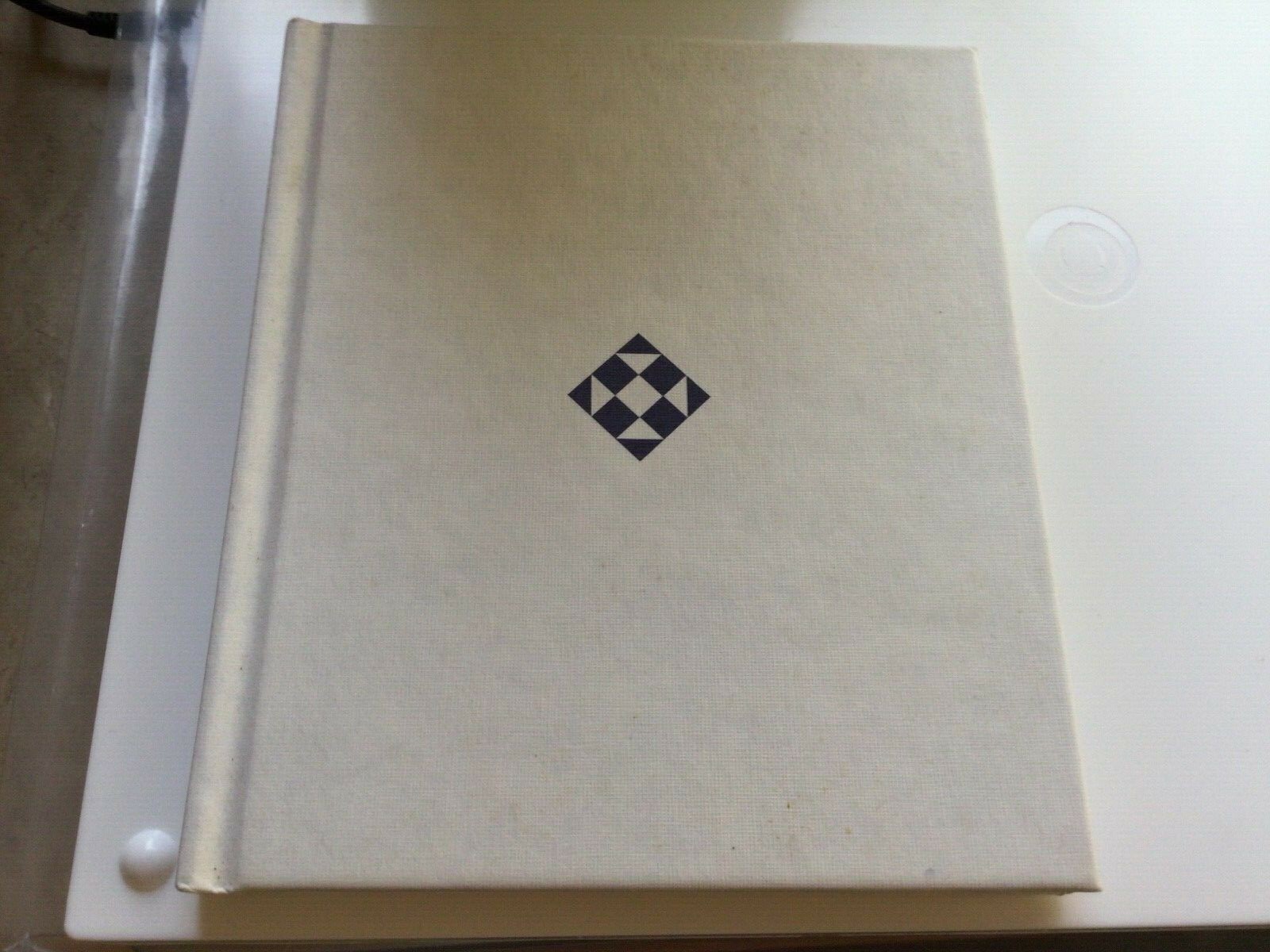 „Wisdom of the Plain Folk“ Book by Donna and Robert Leahy-88 pages – Illustrated