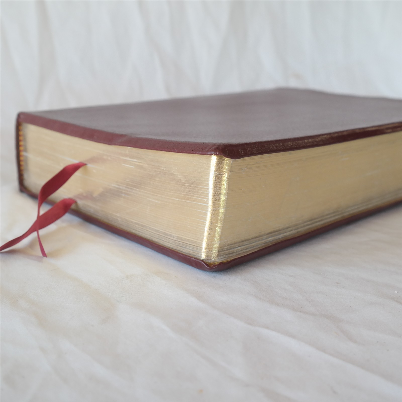 New Geneva Study Bible NKJV Genuine Leather Nelson 2996BG