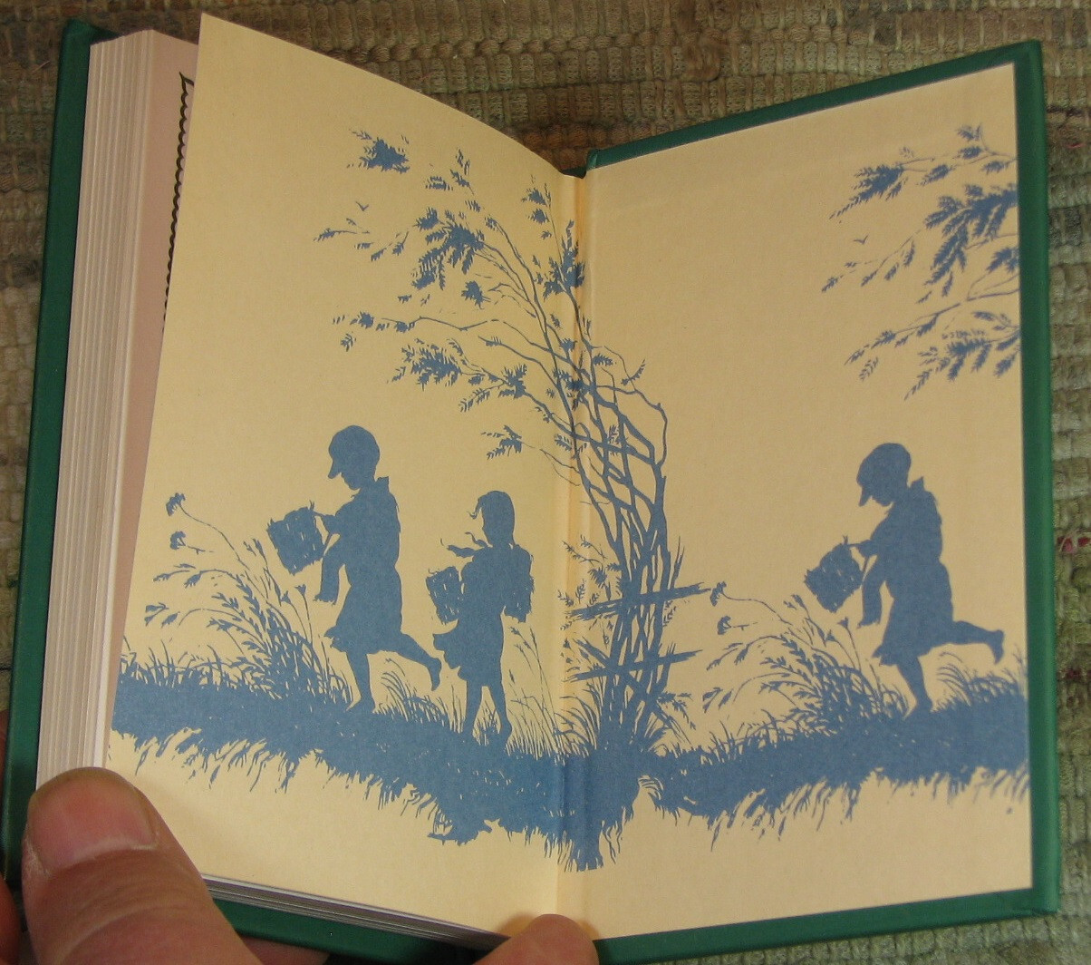 THE LIGHT PRINCESS by George MacDonald 1993 Mini First Barefoot Hardcover