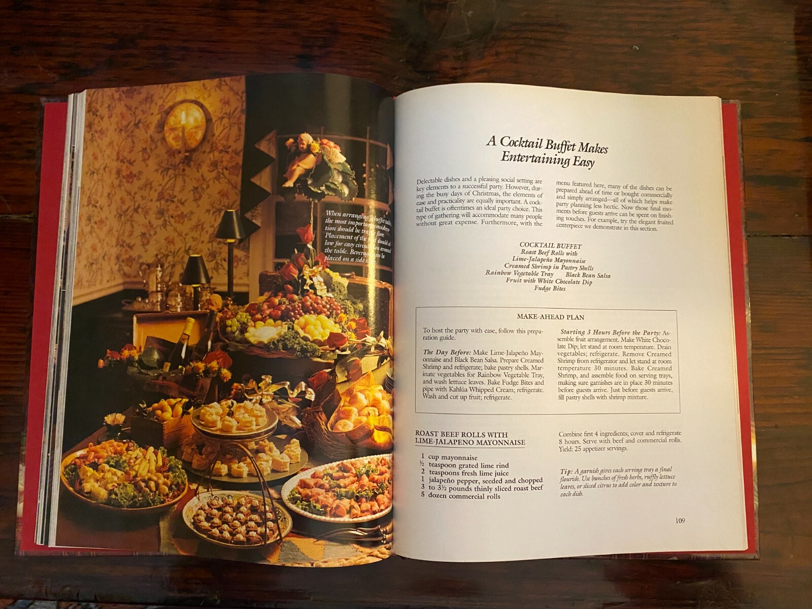 Christmas With Southern Living — Cookbook 1992 — 114+ RECIPES / 156 PAGES