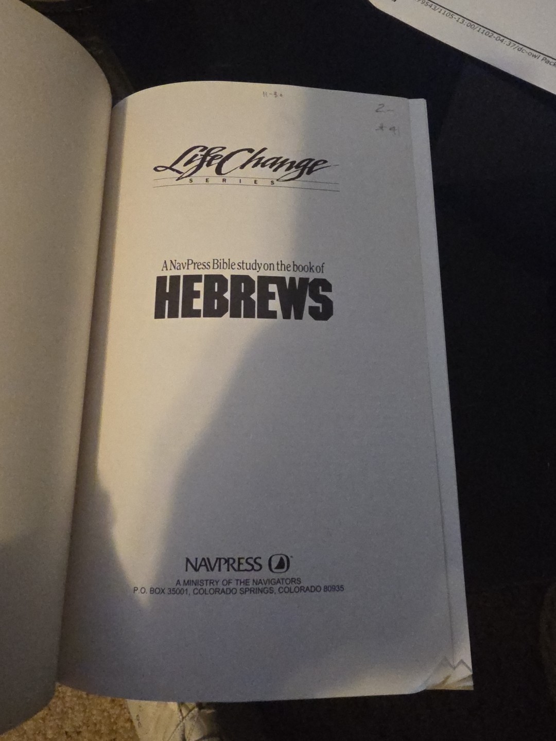 Hebrews by Navigators Staff (2018, Trade Paperback)
