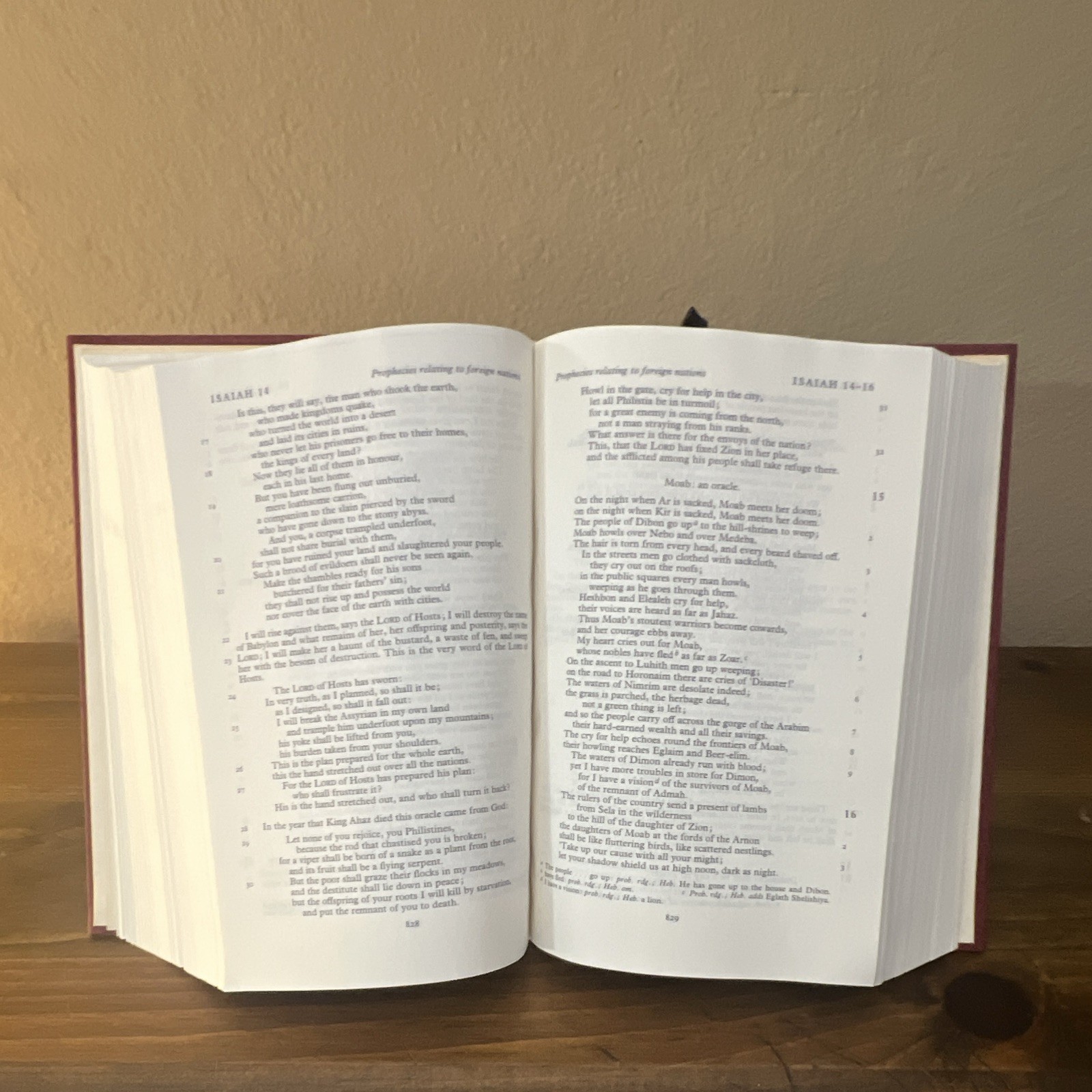 The New English Bible with Apocrypha 1970 Hardcover Oxford University Press