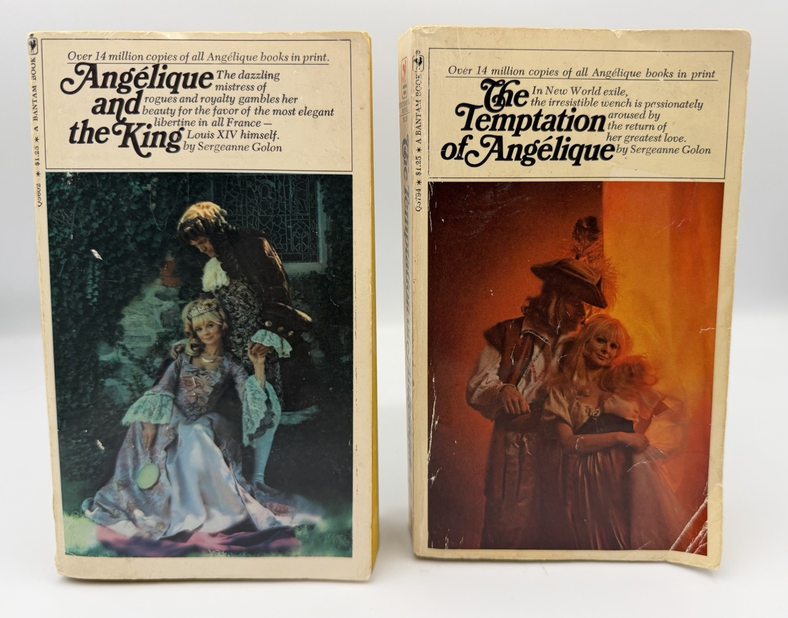 Vintage ANGELIQUE By Sergeanne Golon, The King, Temptation, 2 Paperbacks 1971