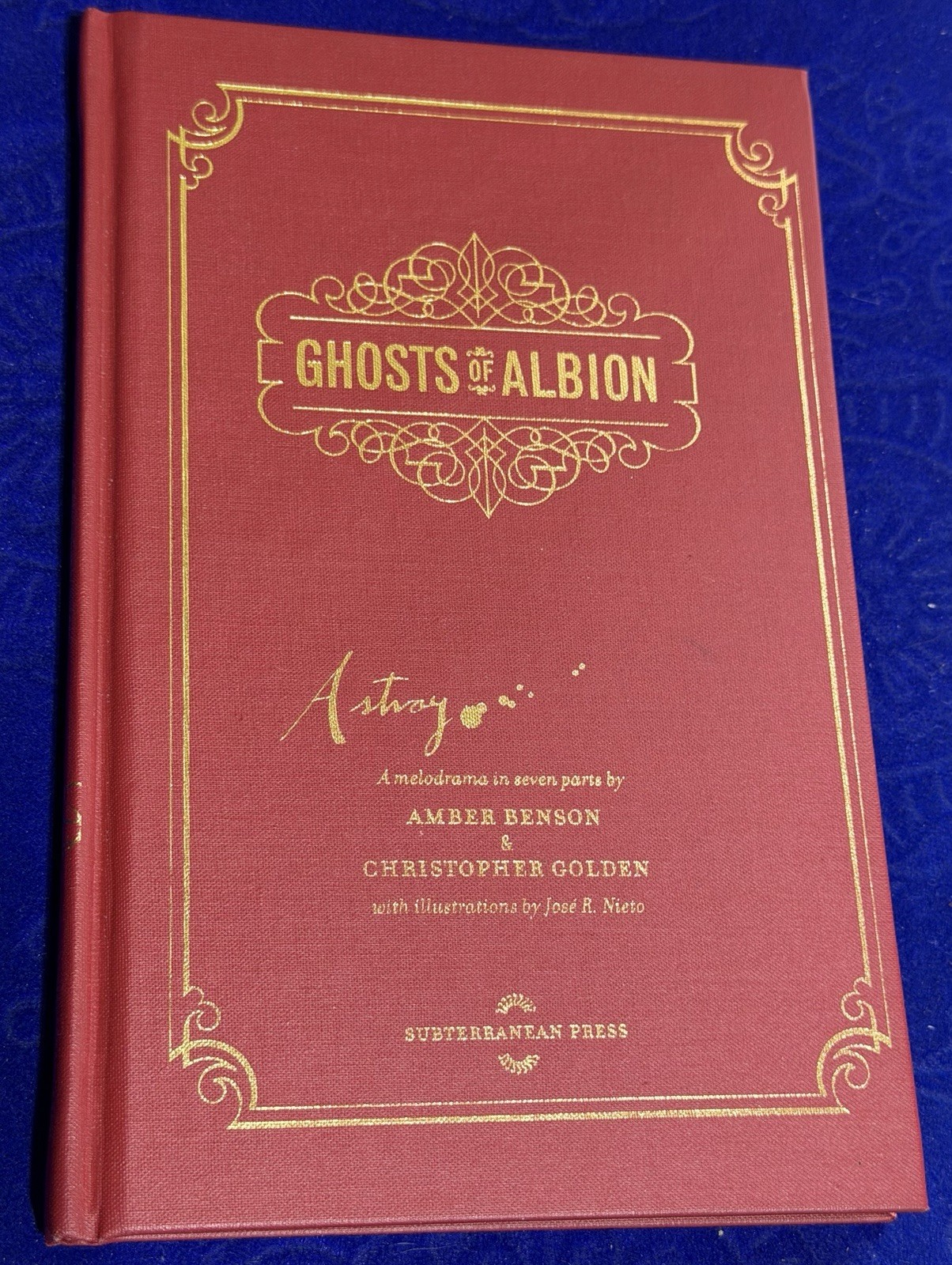 Ghosts of Albion Astray SIGNED Book Christopher Golden & Amber Benson MINT!