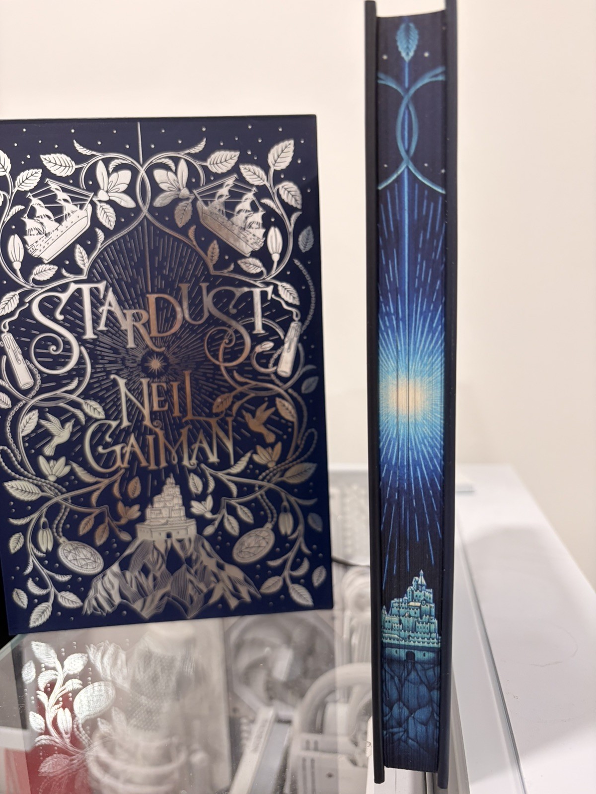 Stardust LITJOY Illustrated Special Edition by Neil Gaiman ~ Stenciled Edges