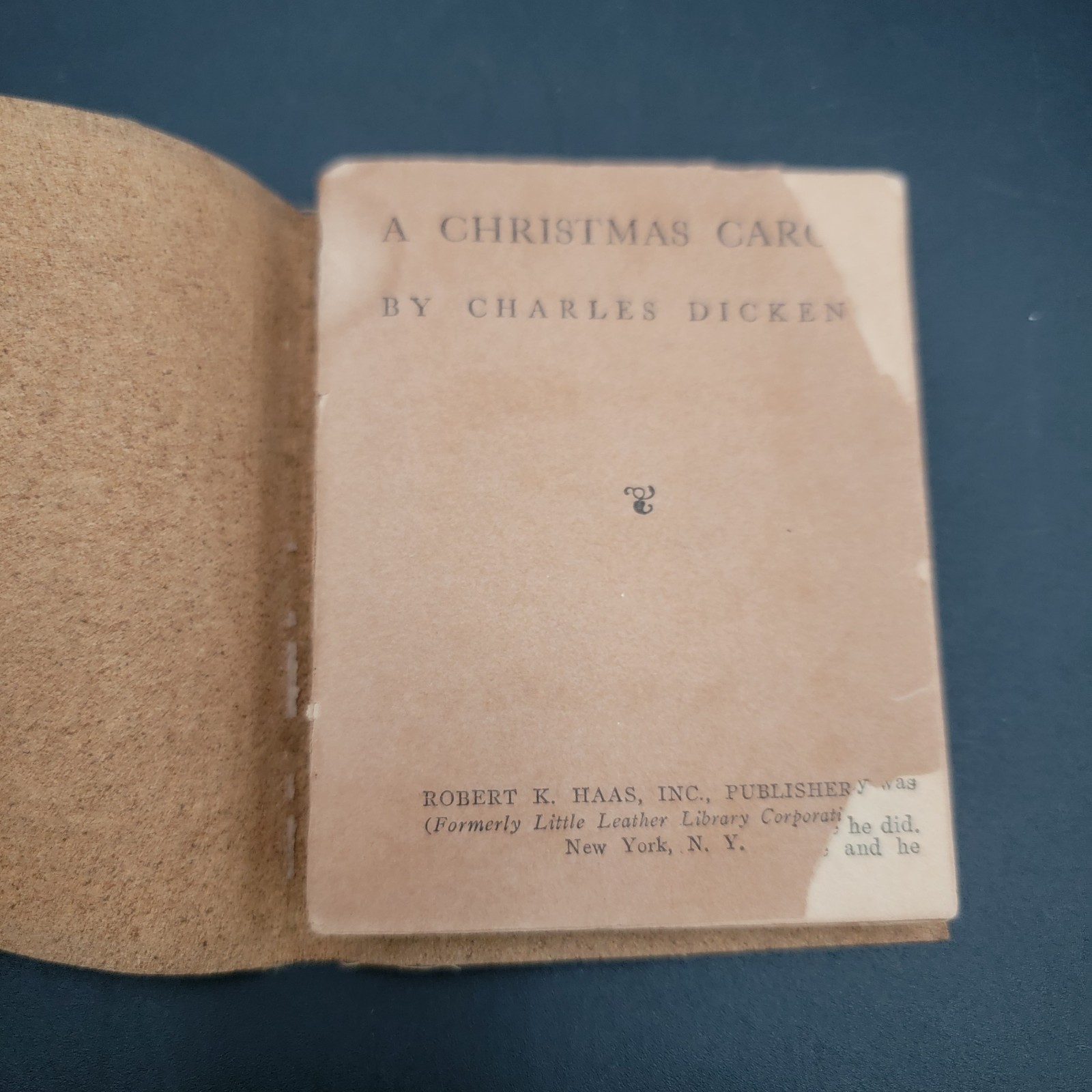 Little Leather Library – A CHRISTMAS CAROL Charles Dickens Antique Book 1920’s