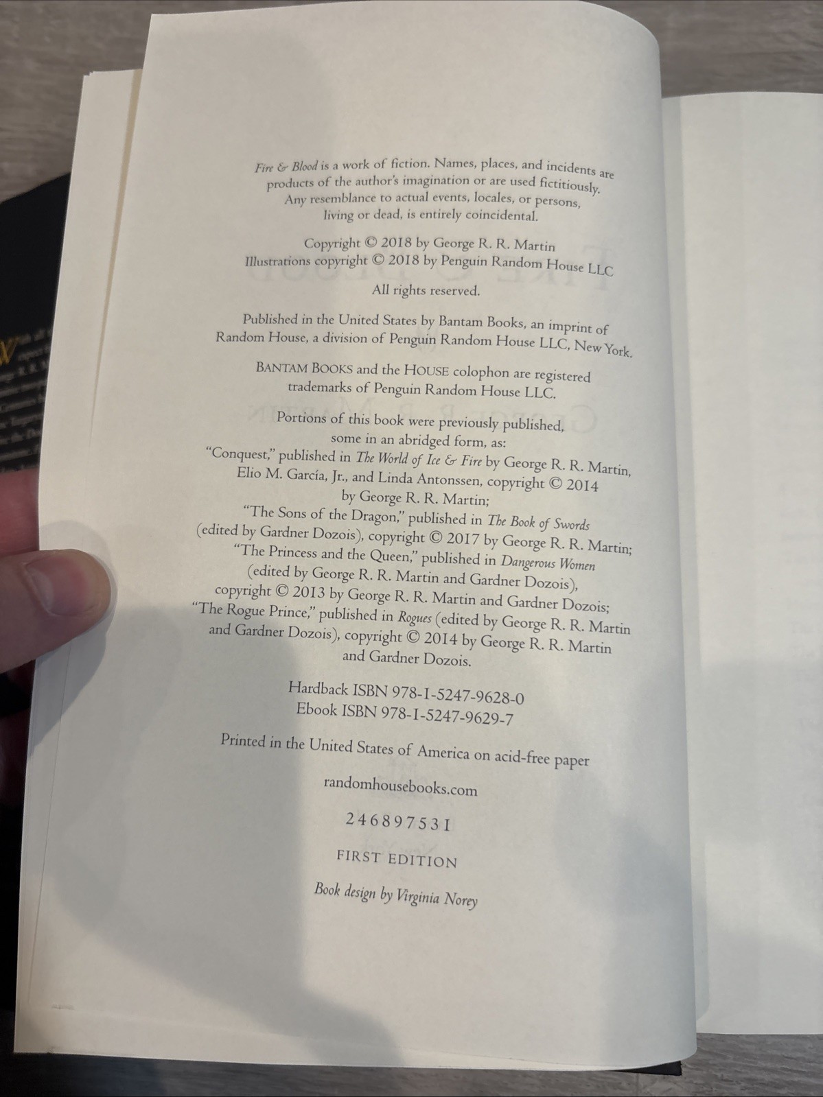 Fire and Blood : 300 Years Before a Game of Thrones by George R. R. Martin…
