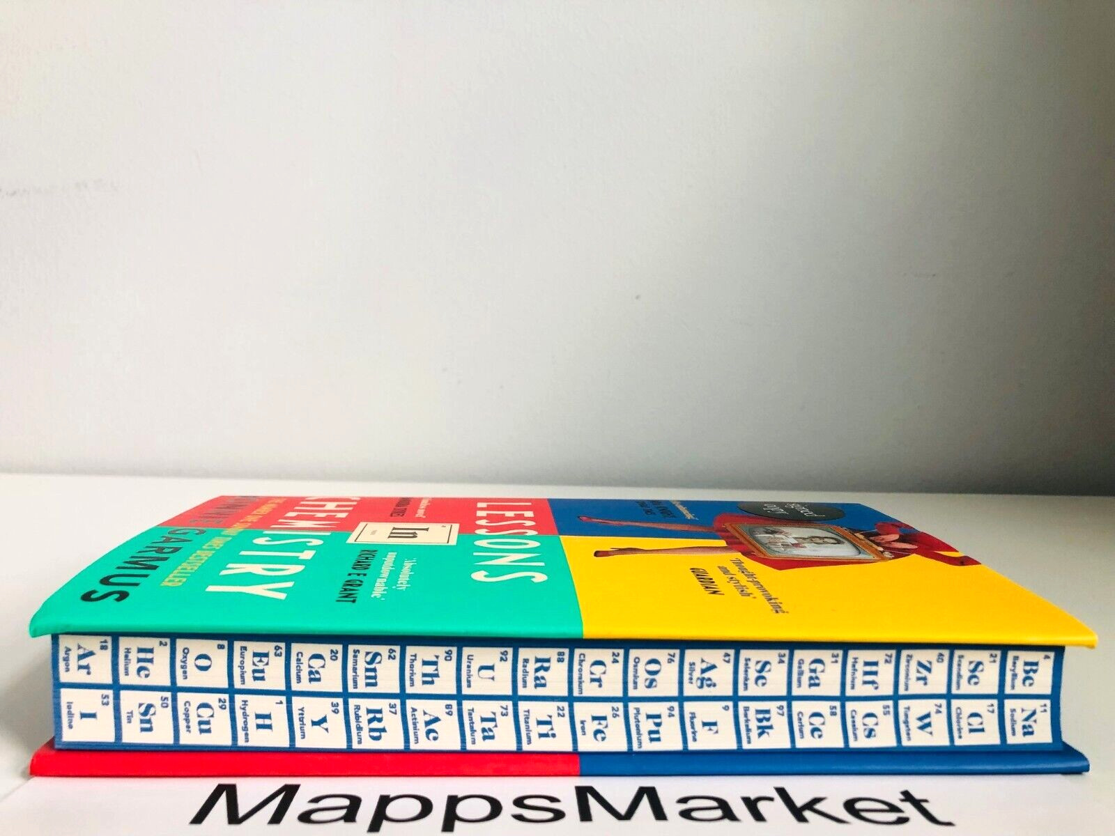 SIGNED Lessons in Chemistry by Bonnie Garmus WATERSTONES HC 1/2 ~STENCILED EDGE