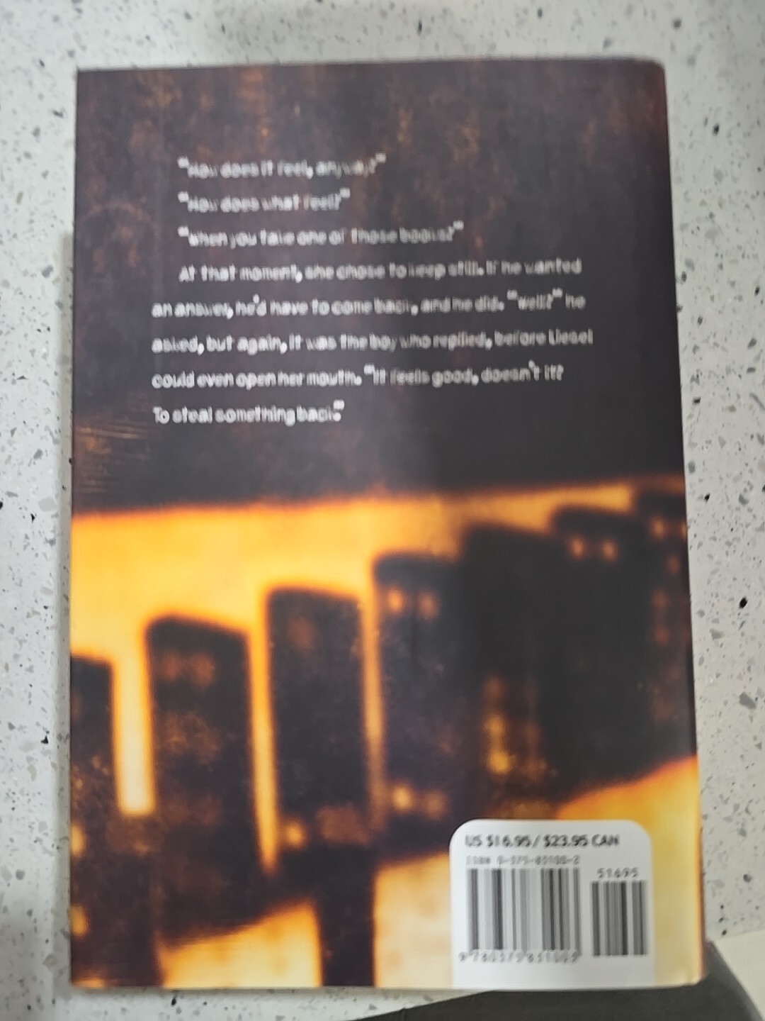 THE BOOK THIEF MARKUS ZUSAK HC/DJ FIRST AMERICAN EDITION STATED